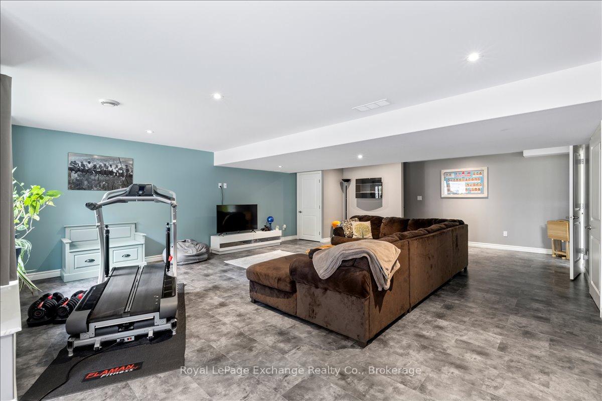 Photo 23 of 14 Kuehner Street, Kincardine — HOMEH
