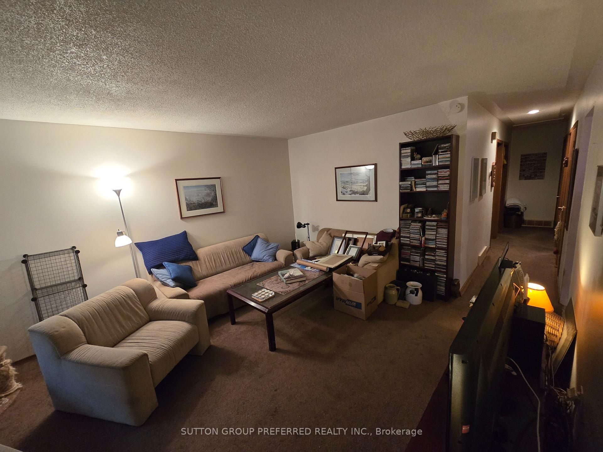 Photo 9 of 383 Ferndale Avenue, London, South Q — HOMEH