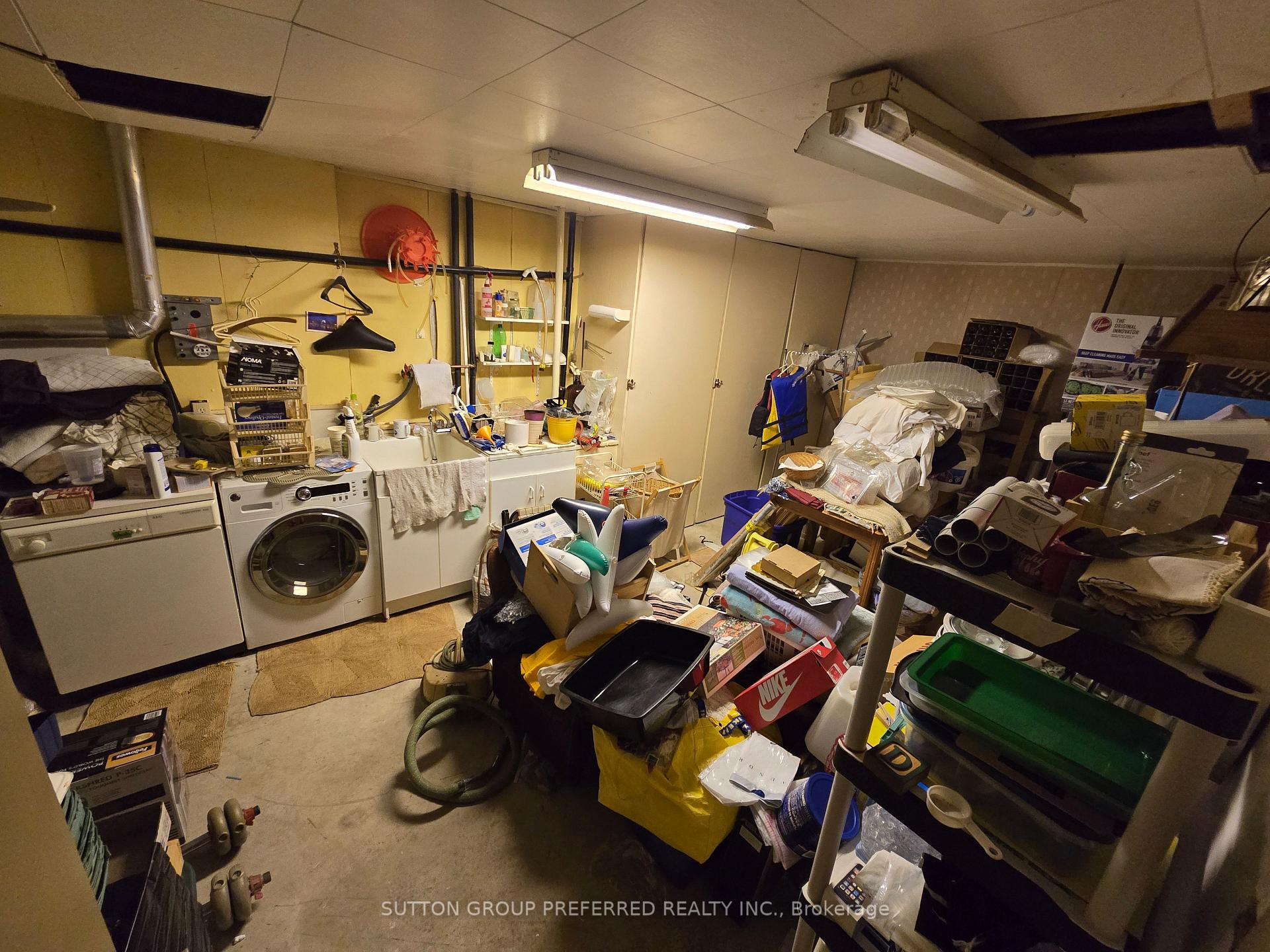 Photo 16 of 383 Ferndale Avenue, London, South Q — HOMEH