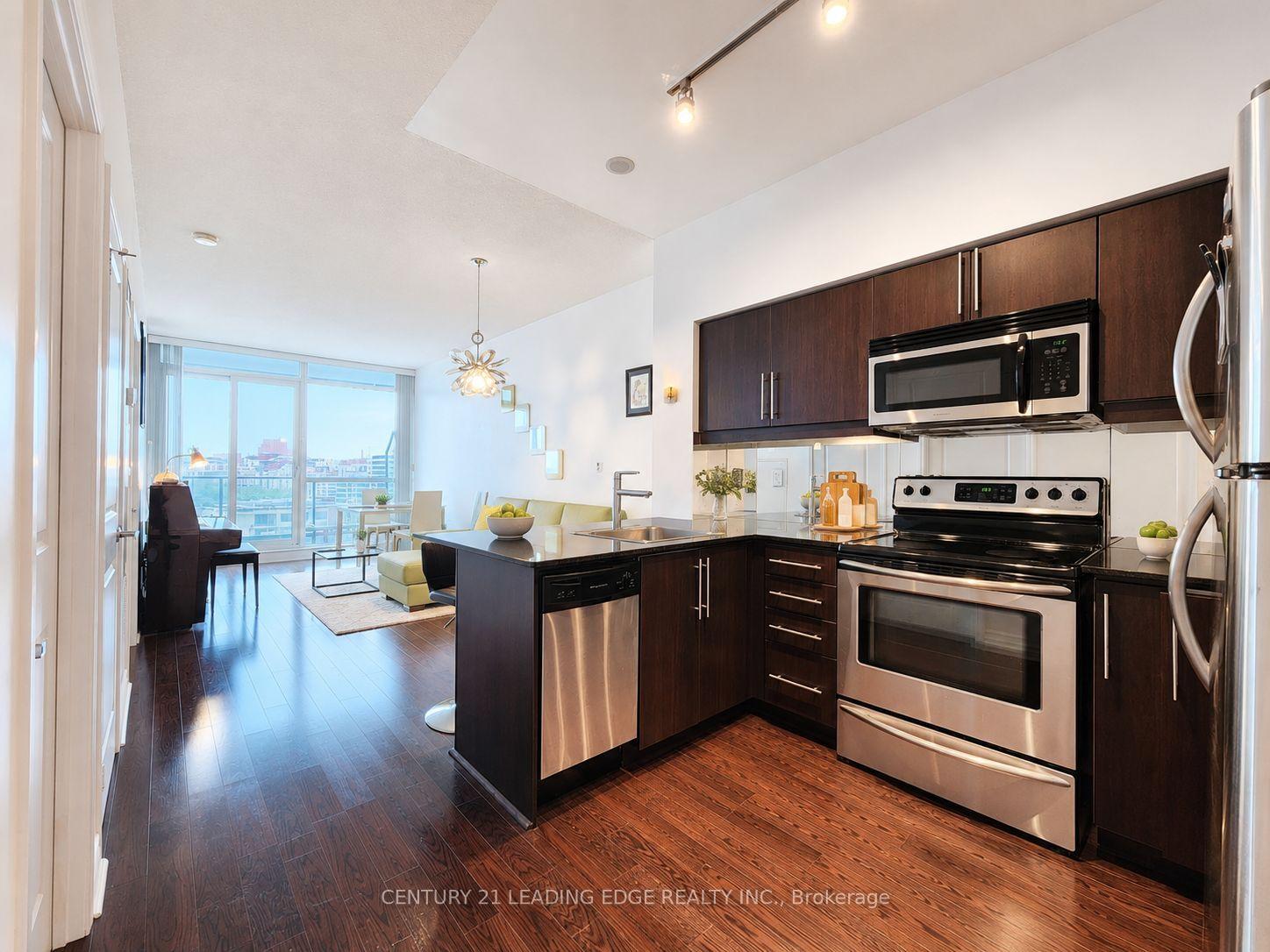 Photo of Unit 404, 2885 Bayview Avenue