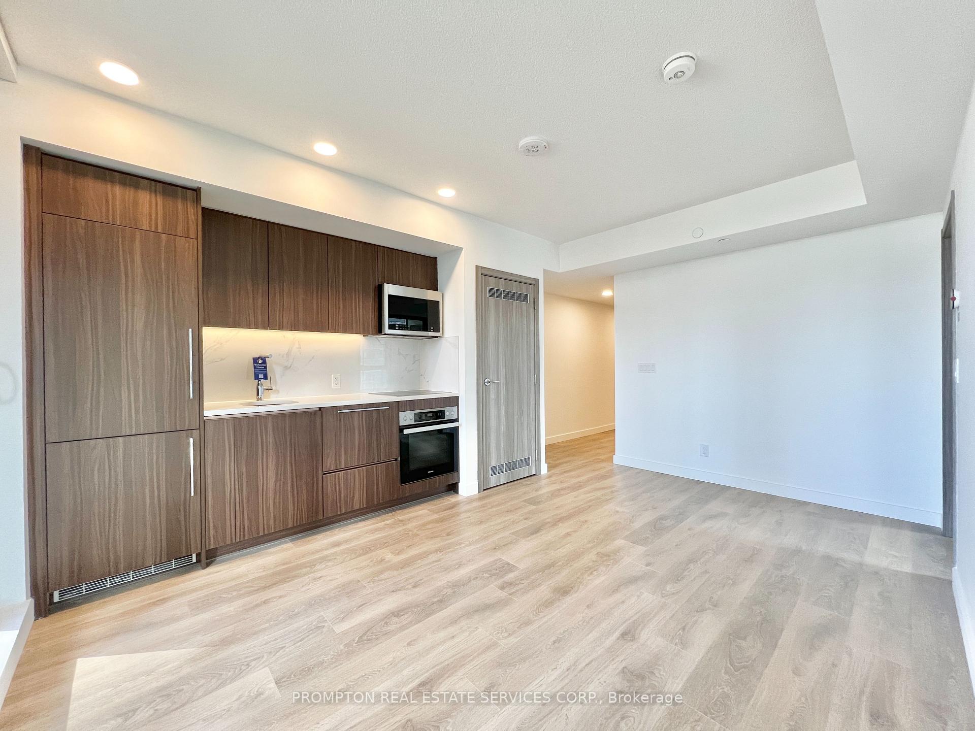Photo 3 of Unit 2007, 38 Widmer Street, Toronto, Waterfront Communities — HOMEH