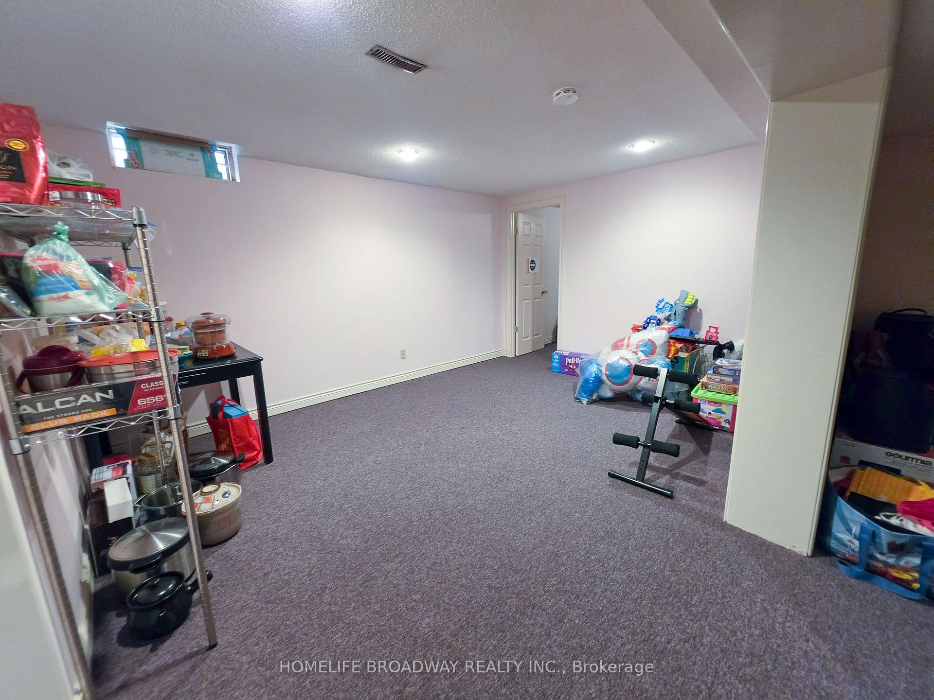 Photo 38 of 31 Hyde Park Drive, Richmond Hill, Doncrest — HOMEH