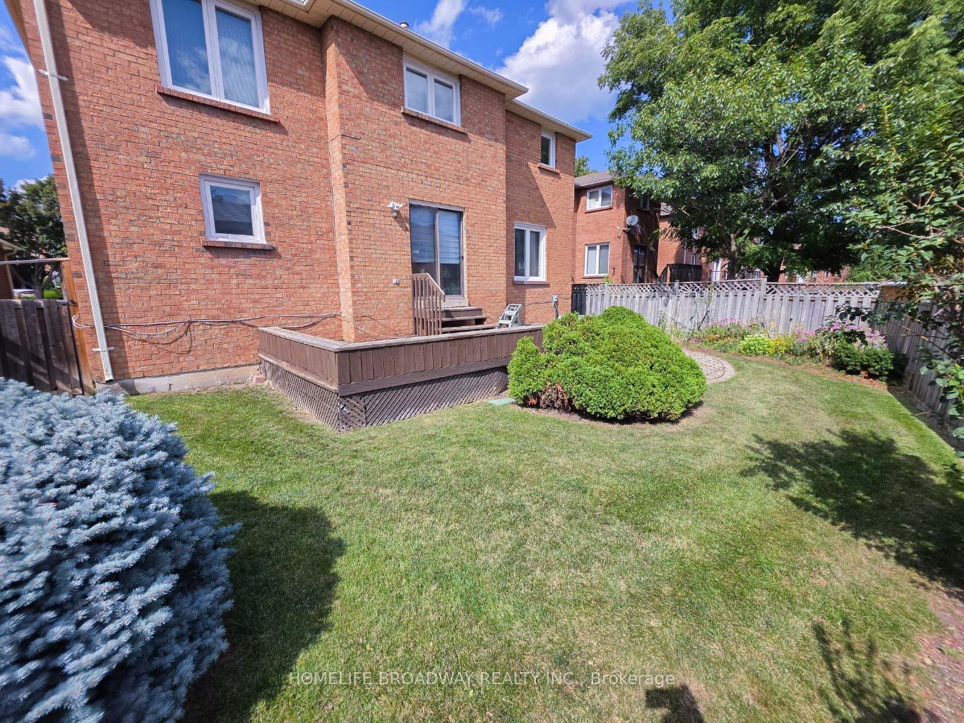 Photo 41 of 31 Hyde Park Drive, Richmond Hill, Doncrest — HOMEH