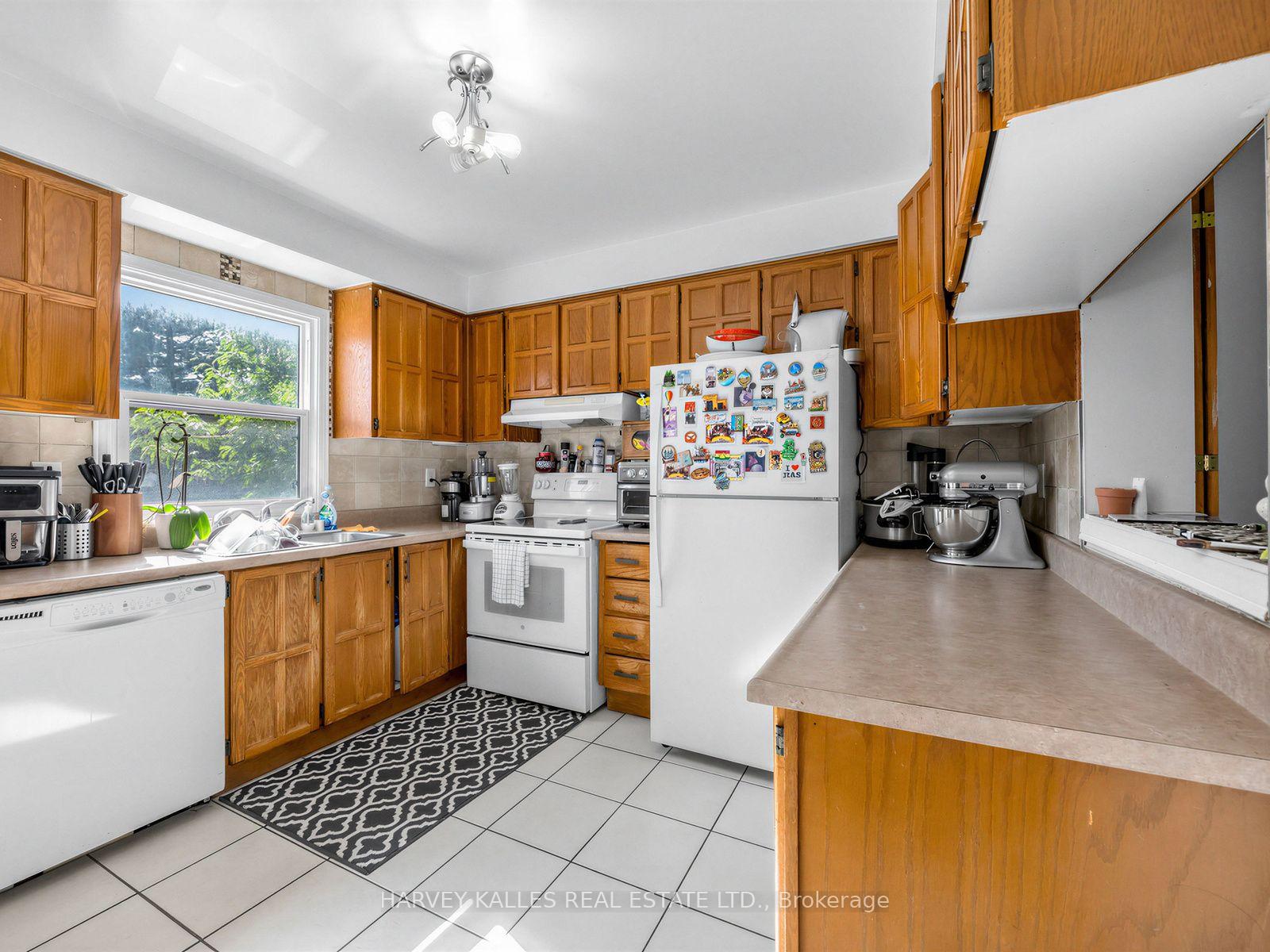 Photo 42 of Unit 77, 333 Meadows Boulevard, Mississauga, Rathwood — HOMEH