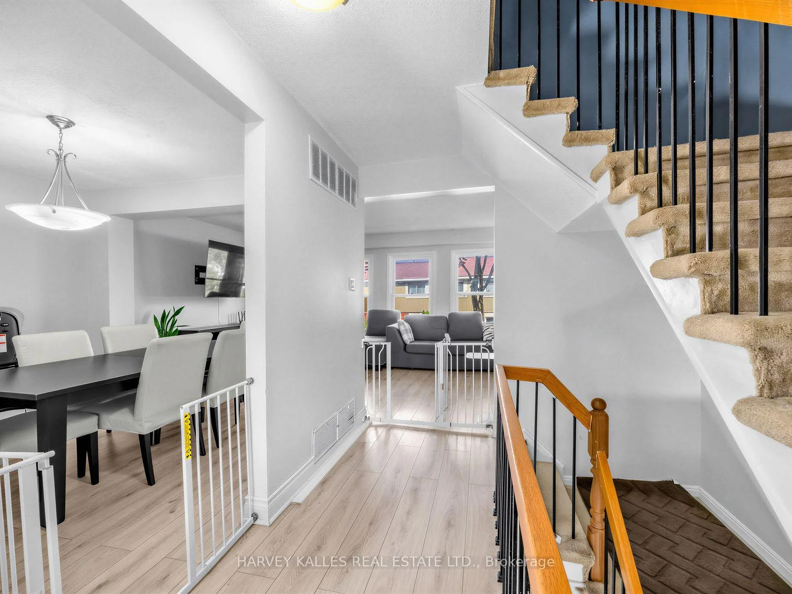 Photo 3 of Unit 77, 333 Meadows Boulevard, Mississauga, Rathwood — HOMEH