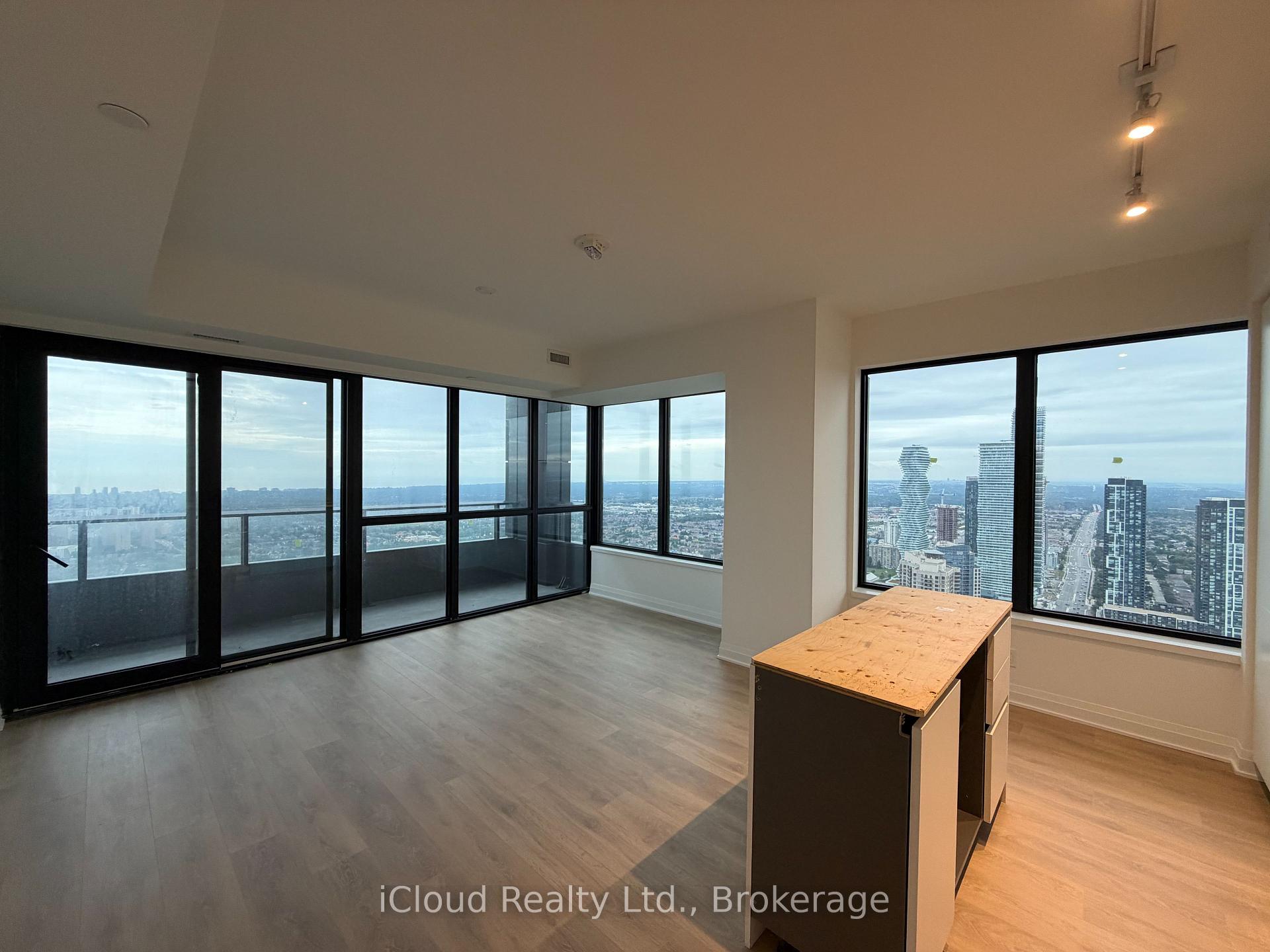 Photo 13 of Unit 5304, 4015 The Exchange, Mississauga, City Centre — HOMEH