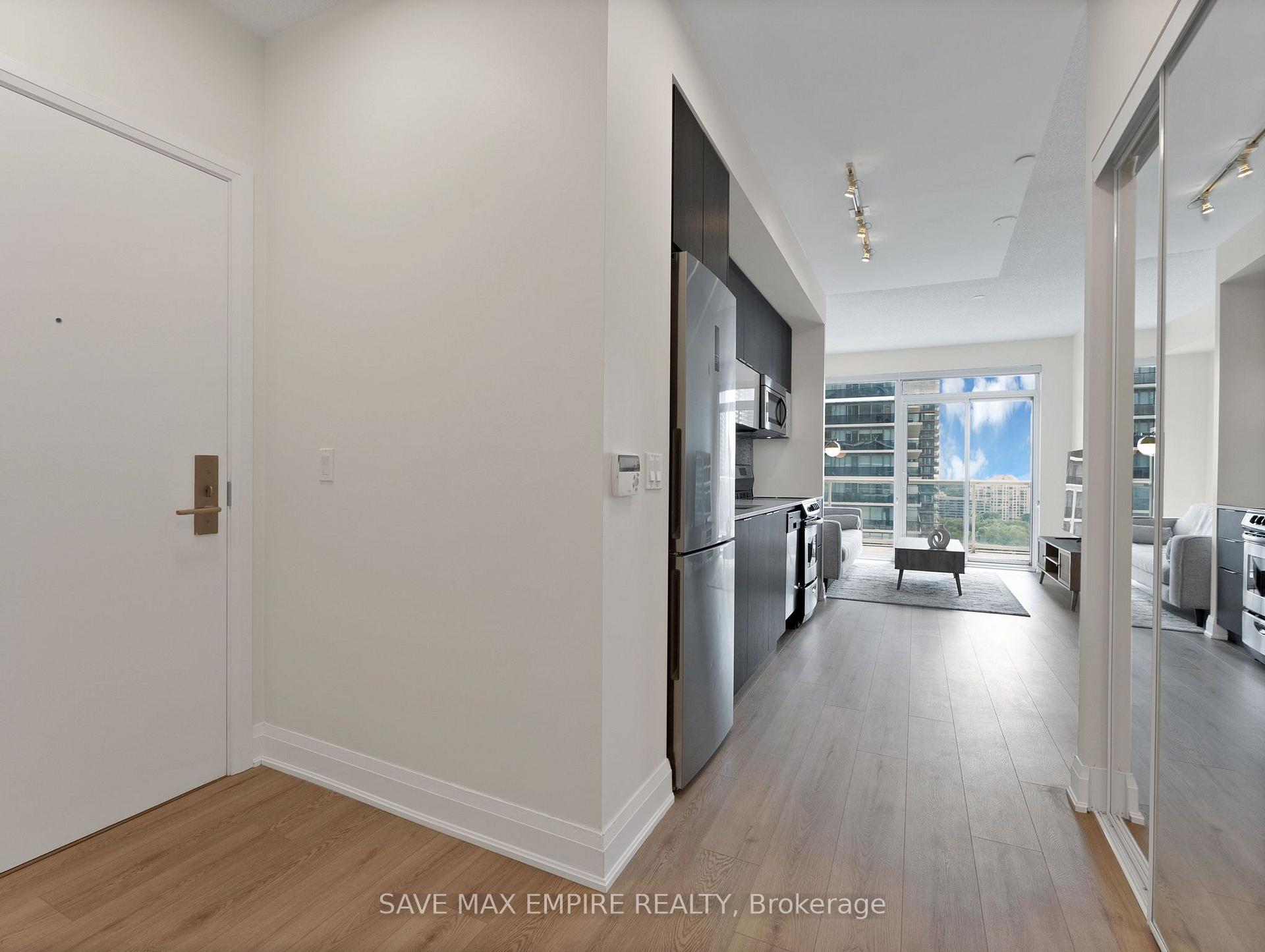 Photo 3 of Unit 1607, 56 Annie Craig Drive, Etobicoke, Mimico — HOMEH