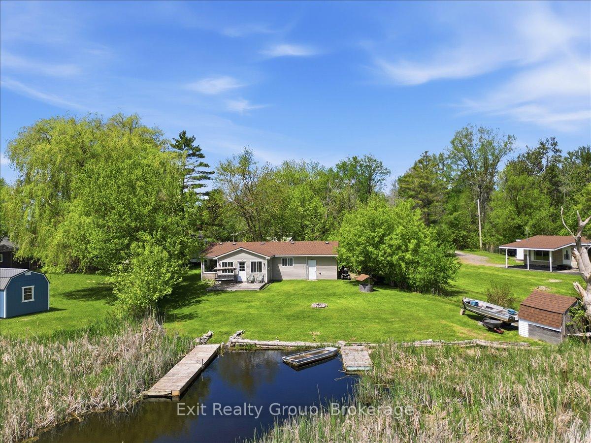 Photo of 33 Willow Point Road