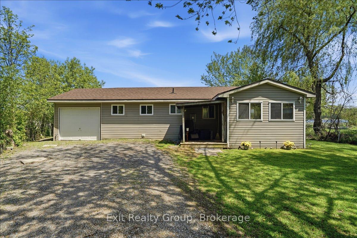 Photo 2 of 33 Willow Point Road, Brighton, Rural Brighton — HOMEH