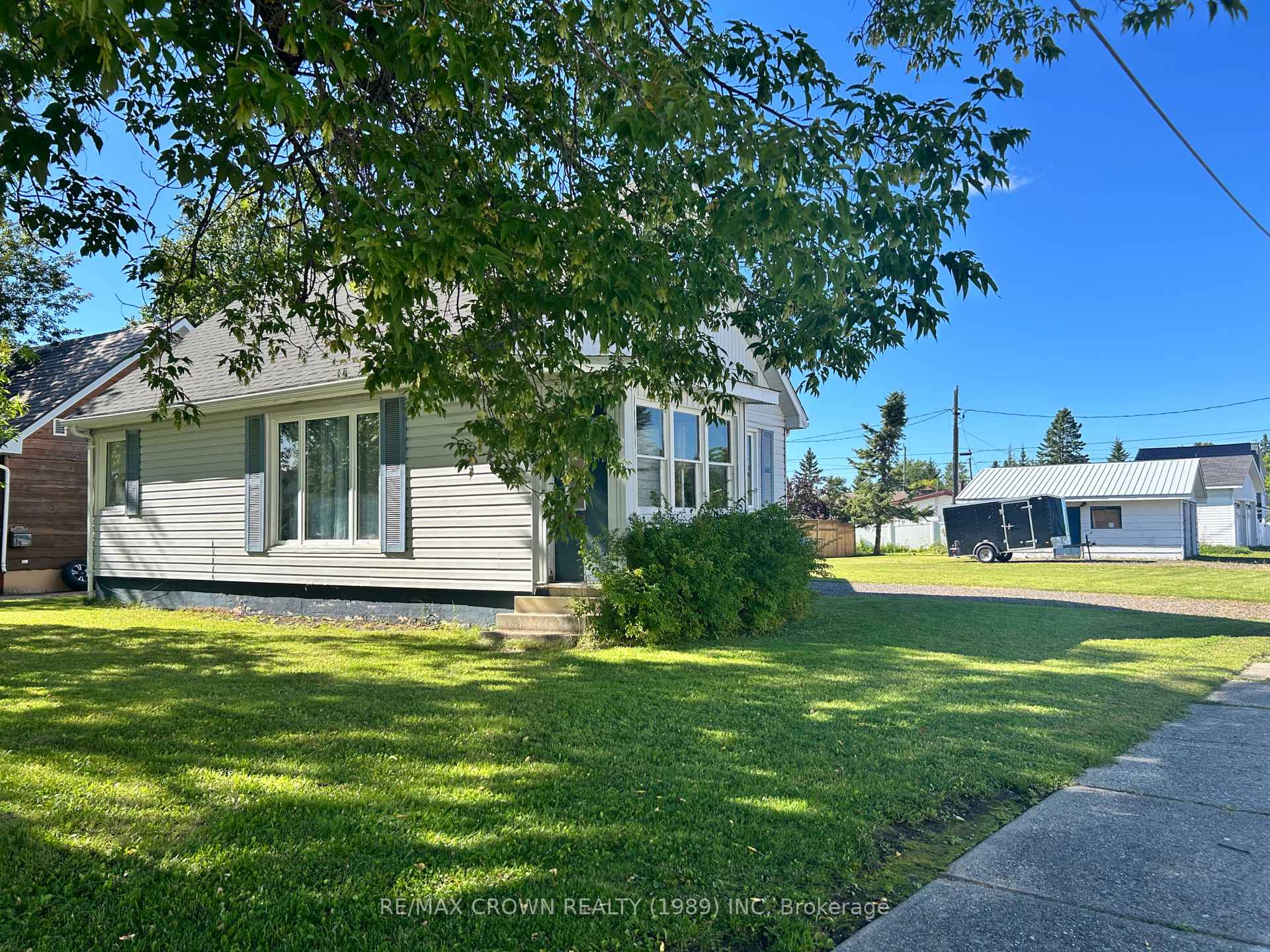 Photo of 85 Dominion Avenue