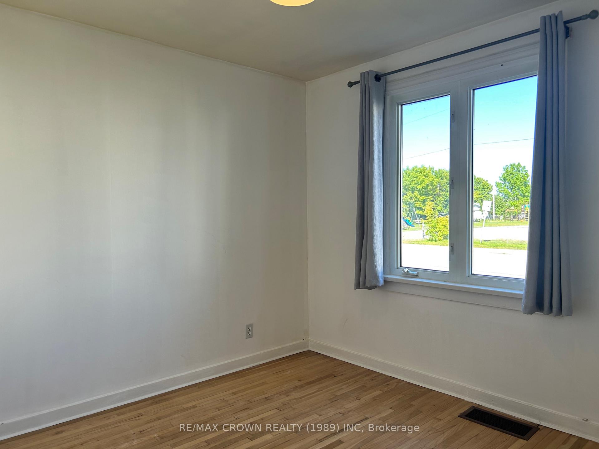 Photo 22 of 85 Dominion Avenue, Kapuskasing — HOMEH