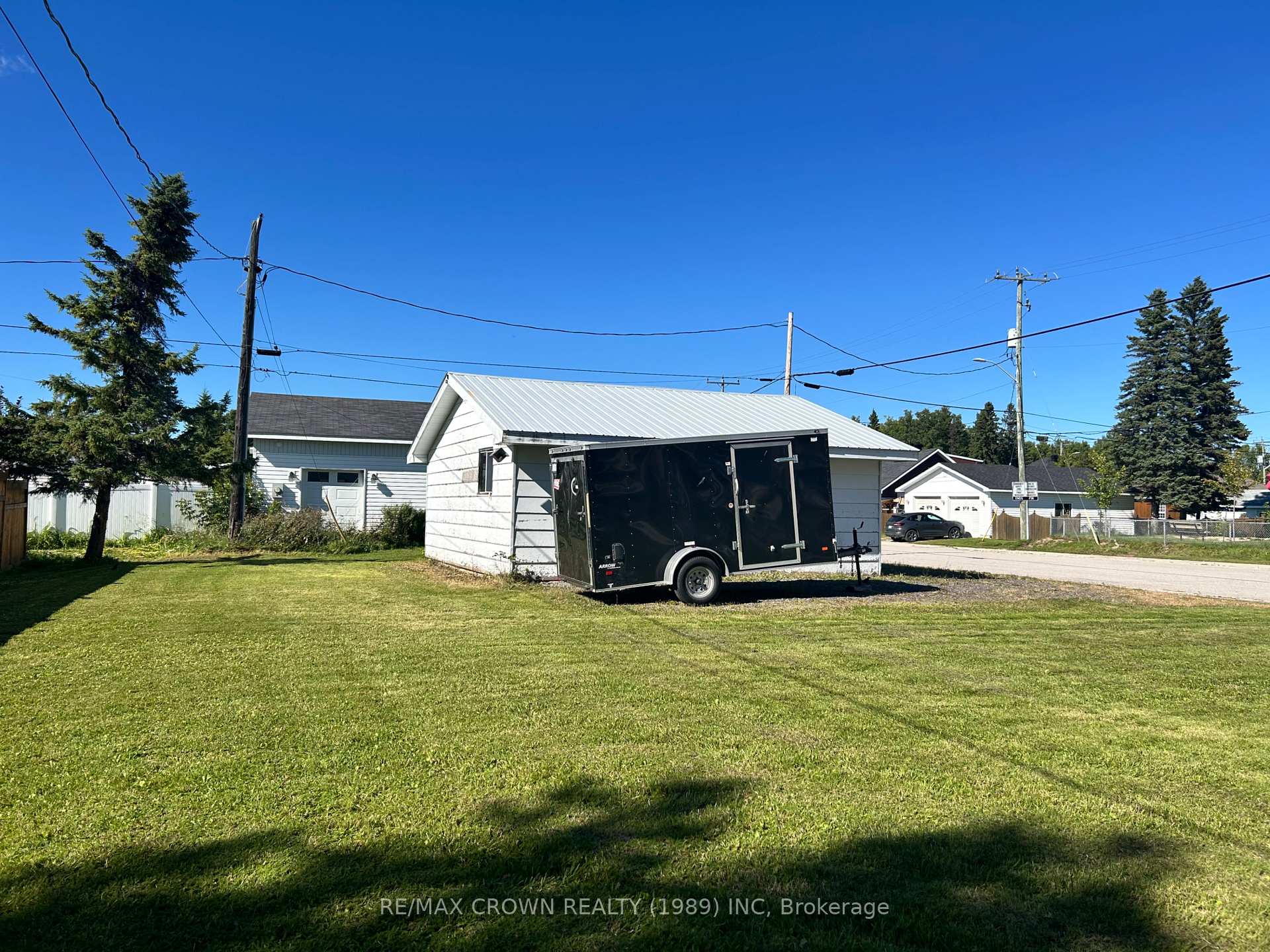 Photo 43 of 85 Dominion Avenue, Kapuskasing — HOMEH