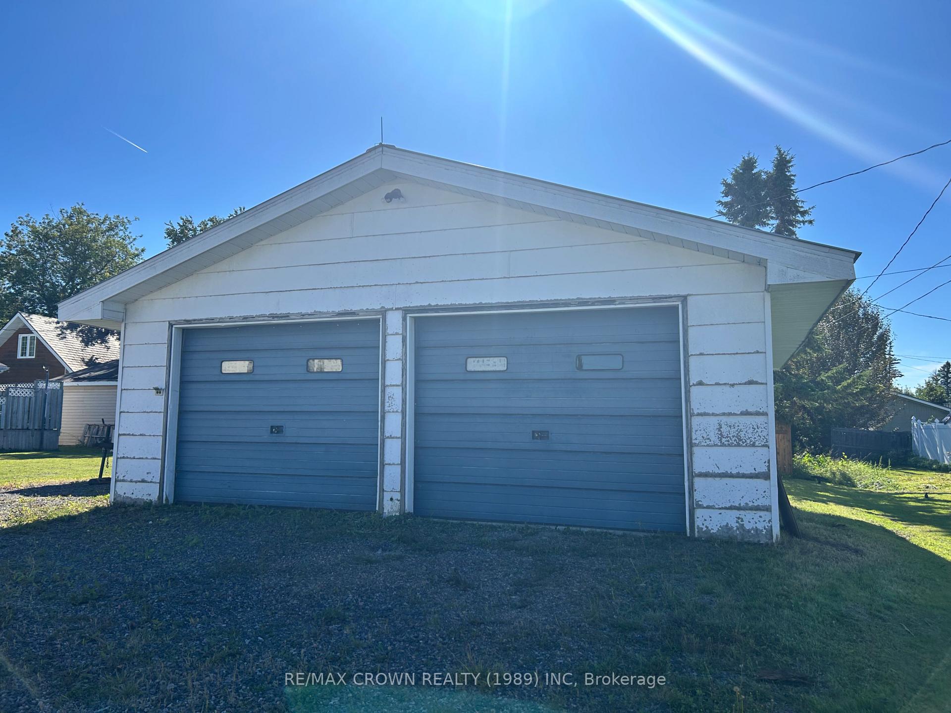 Photo 44 of 85 Dominion Avenue, Kapuskasing — HOMEH