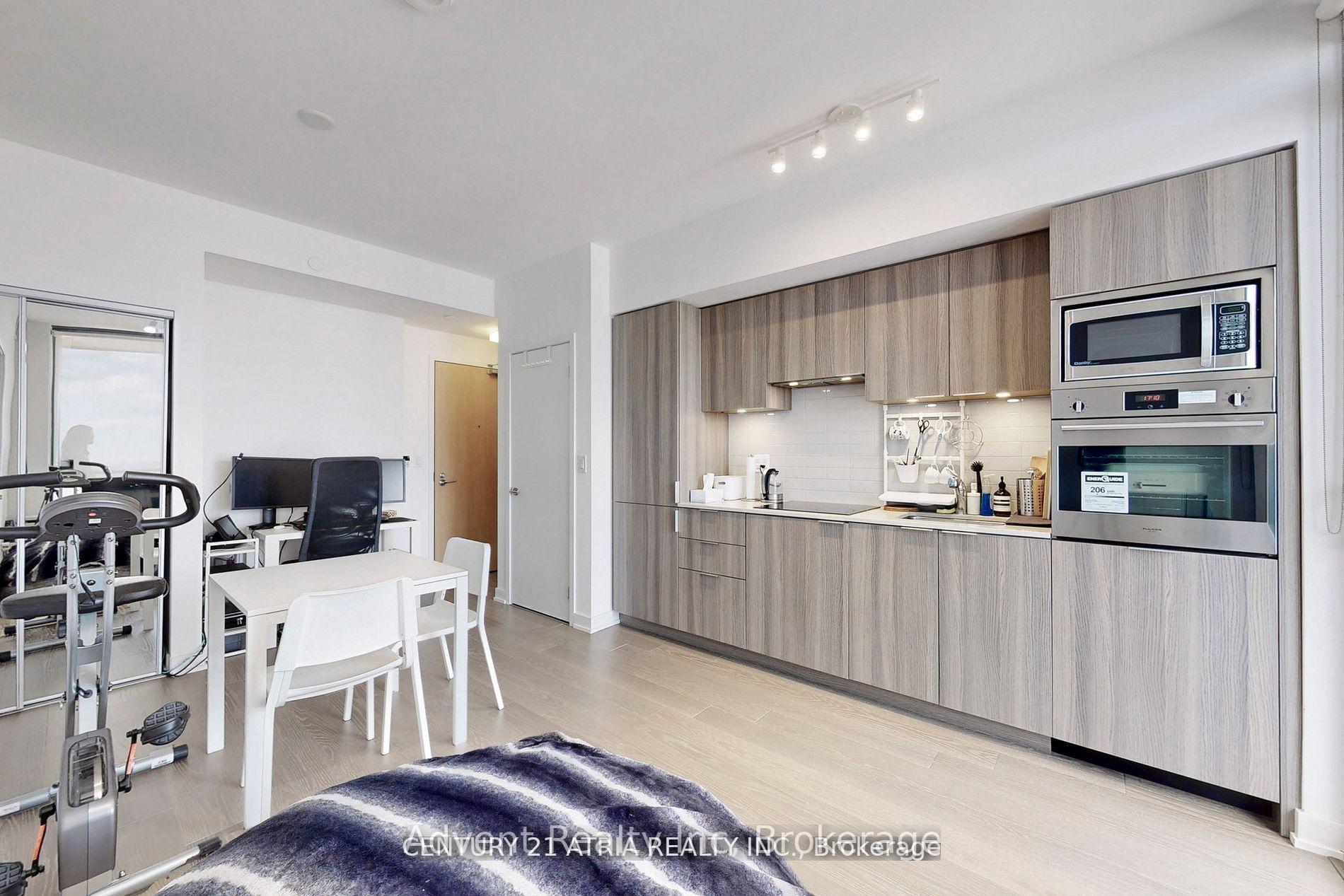 Photo 14 of Unit 5213, 11 Wellesley Street W, Toronto, Bay Street Corridor — HOMEH