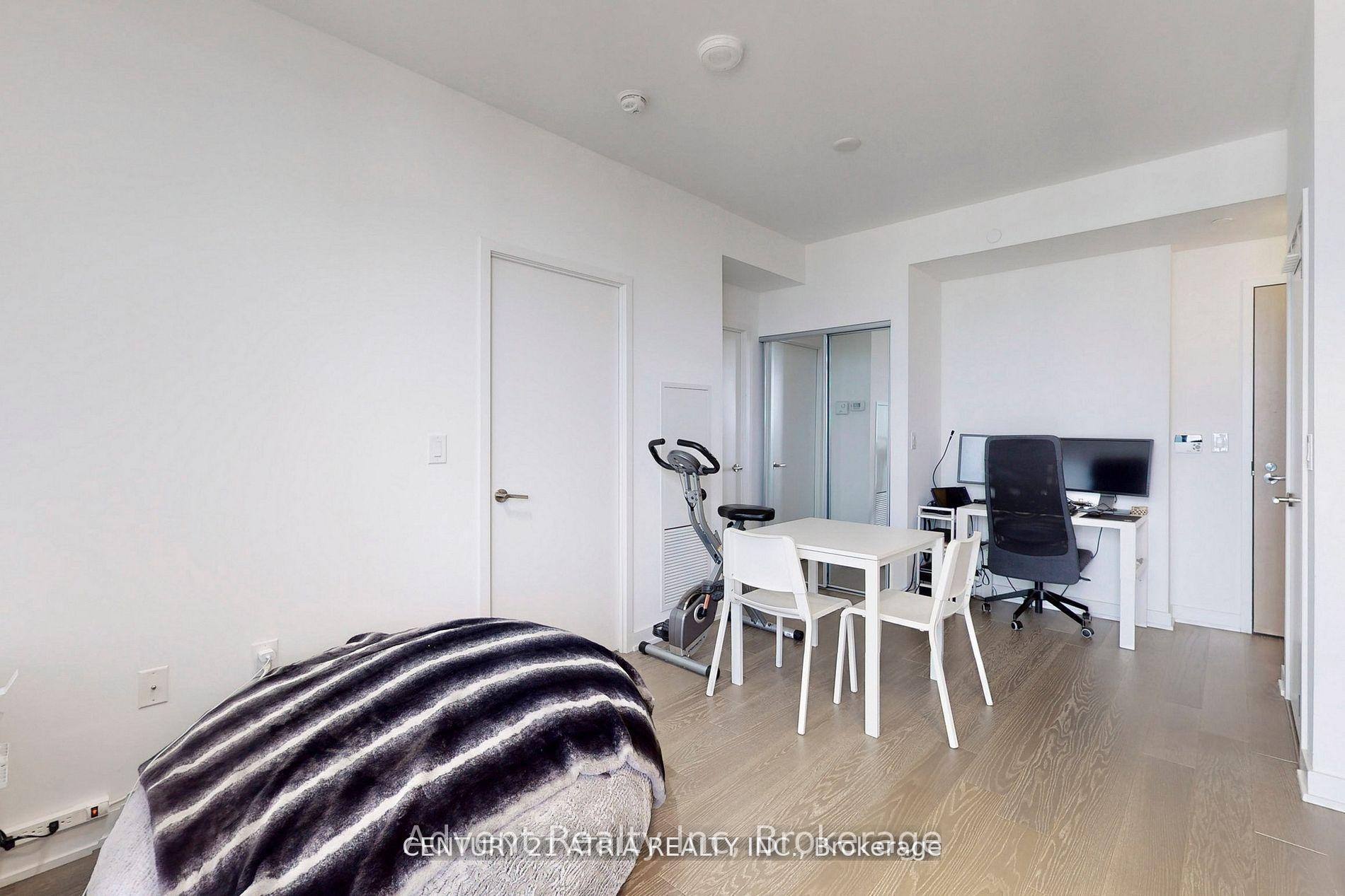 Photo 18 of Unit 5213, 11 Wellesley Street W, Toronto, Bay Street Corridor — HOMEH