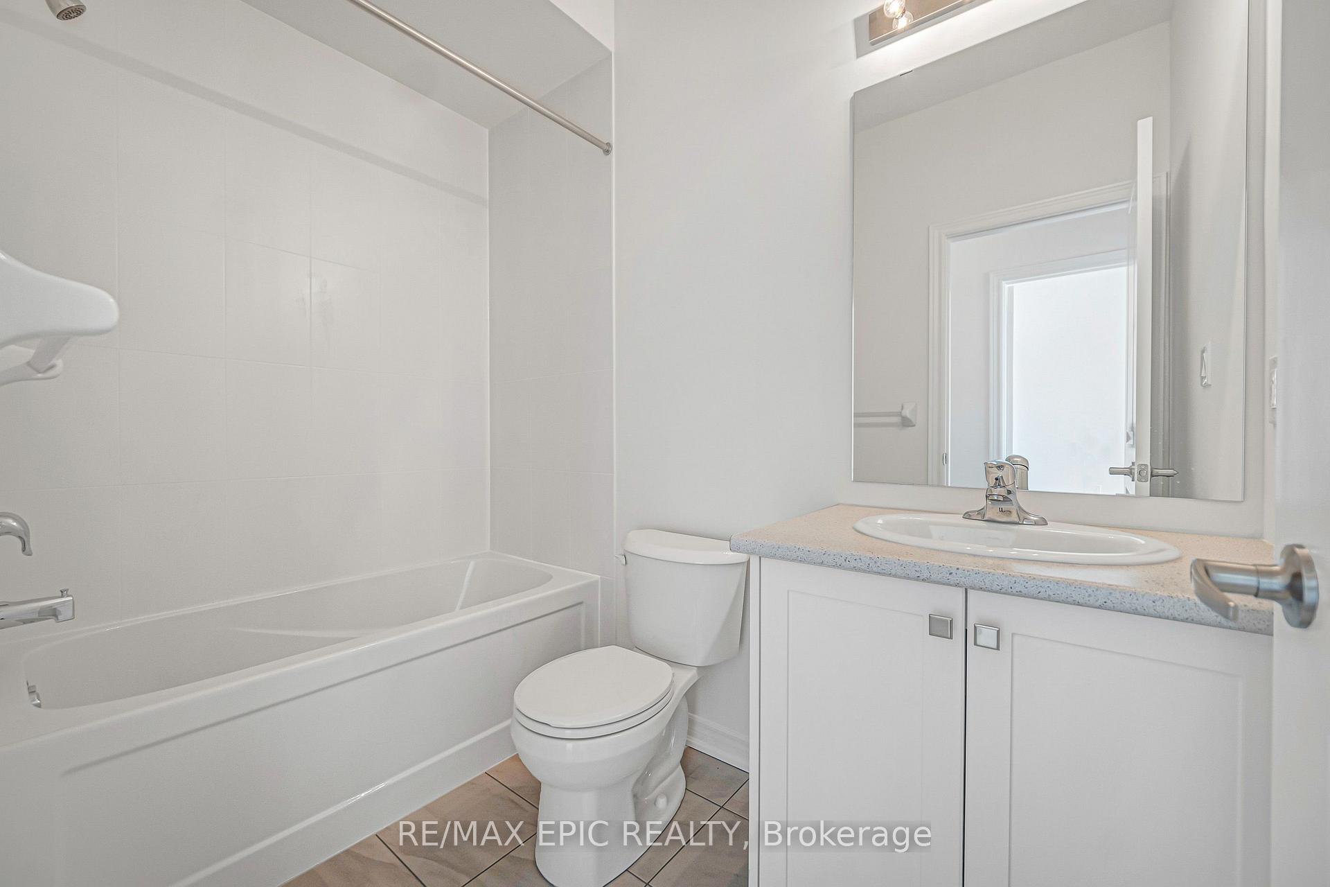 Photo 30 of 179 Vine Cliff Boulevard, Markham, Victoria Manor-Jennings Gate — HOMEH