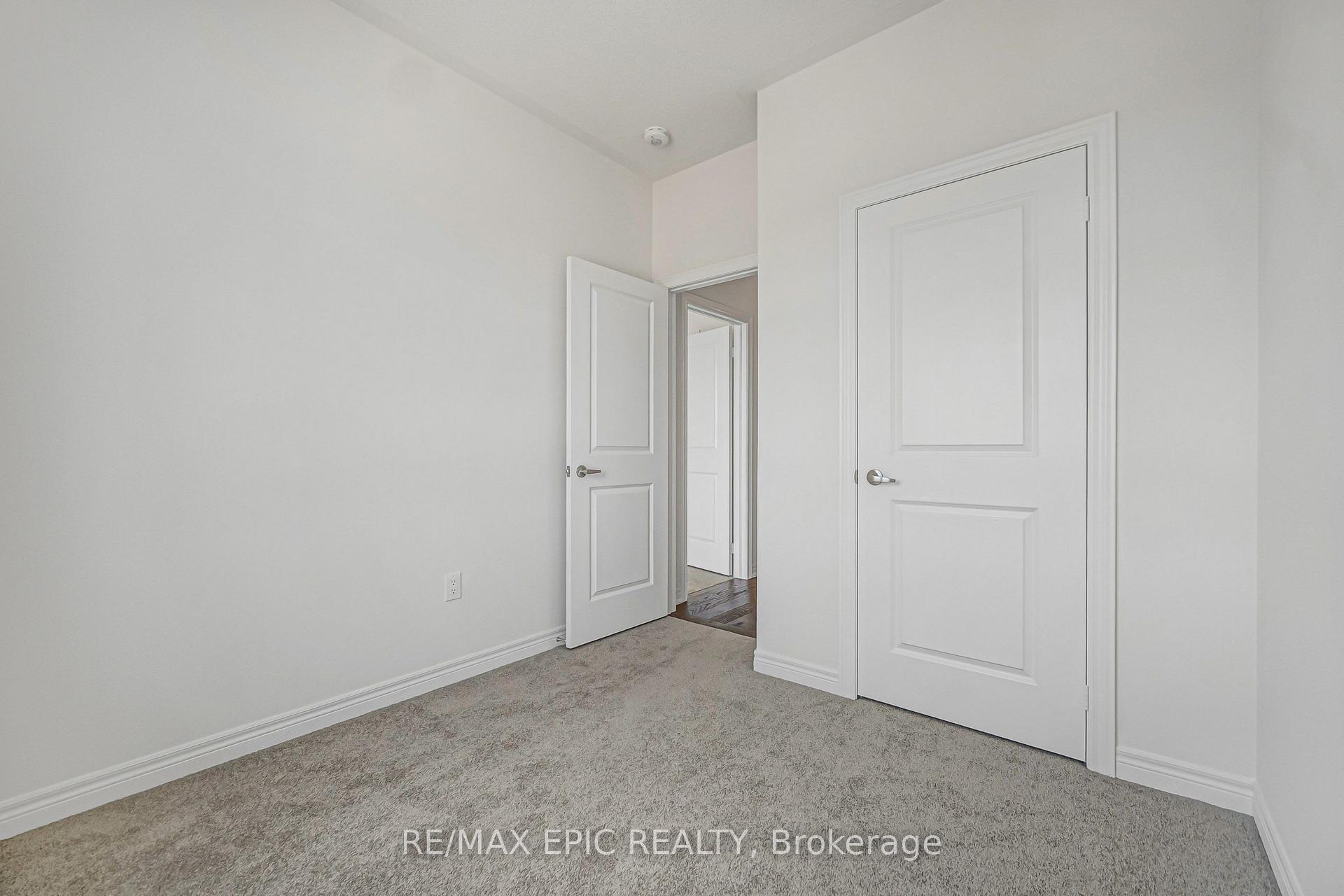 Photo 33 of 179 Vine Cliff Boulevard, Markham, Victoria Manor-Jennings Gate — HOMEH