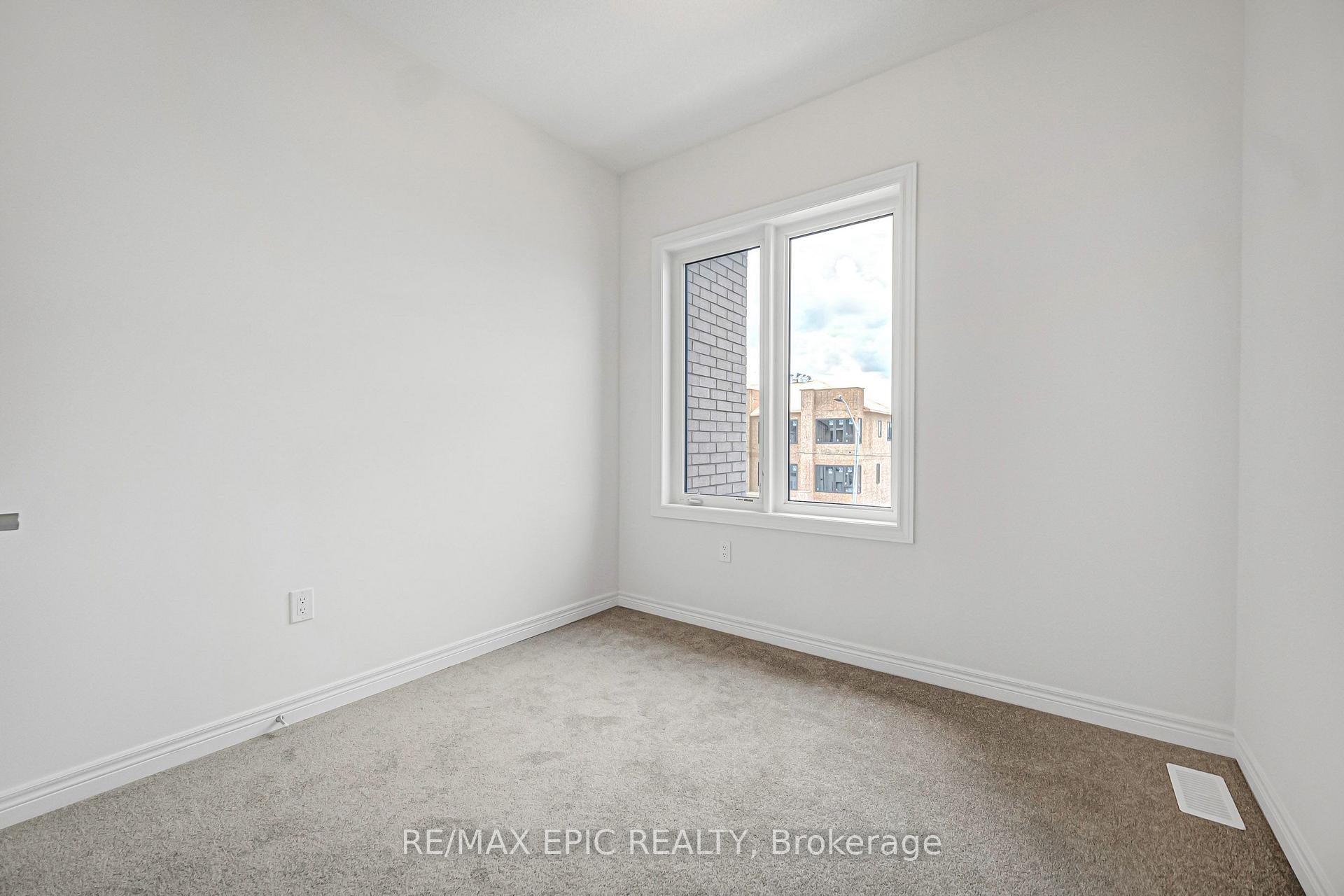 Photo 38 of 179 Vine Cliff Boulevard, Markham, Victoria Manor-Jennings Gate — HOMEH