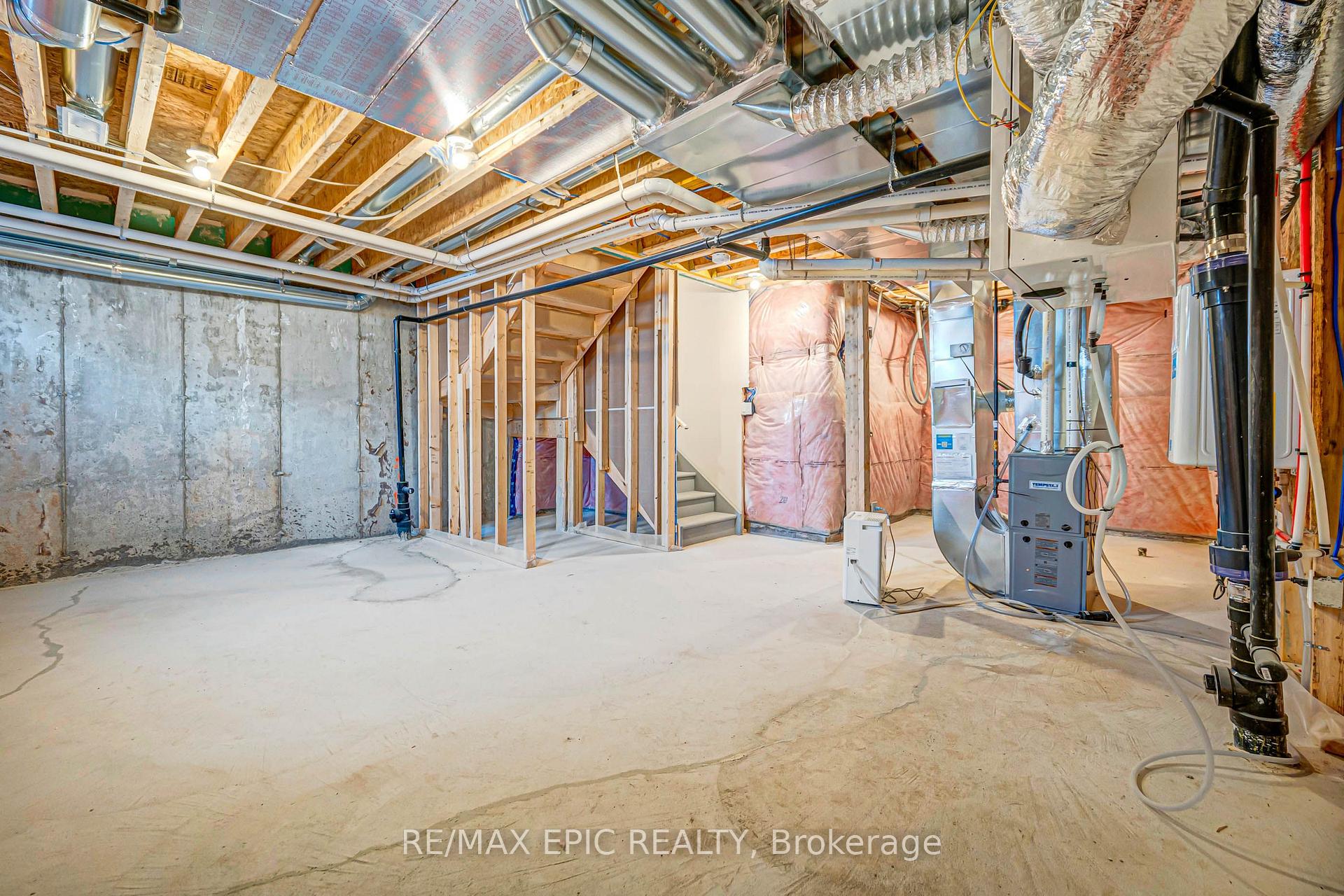Photo 44 of 179 Vine Cliff Boulevard, Markham, Victoria Manor-Jennings Gate — HOMEH