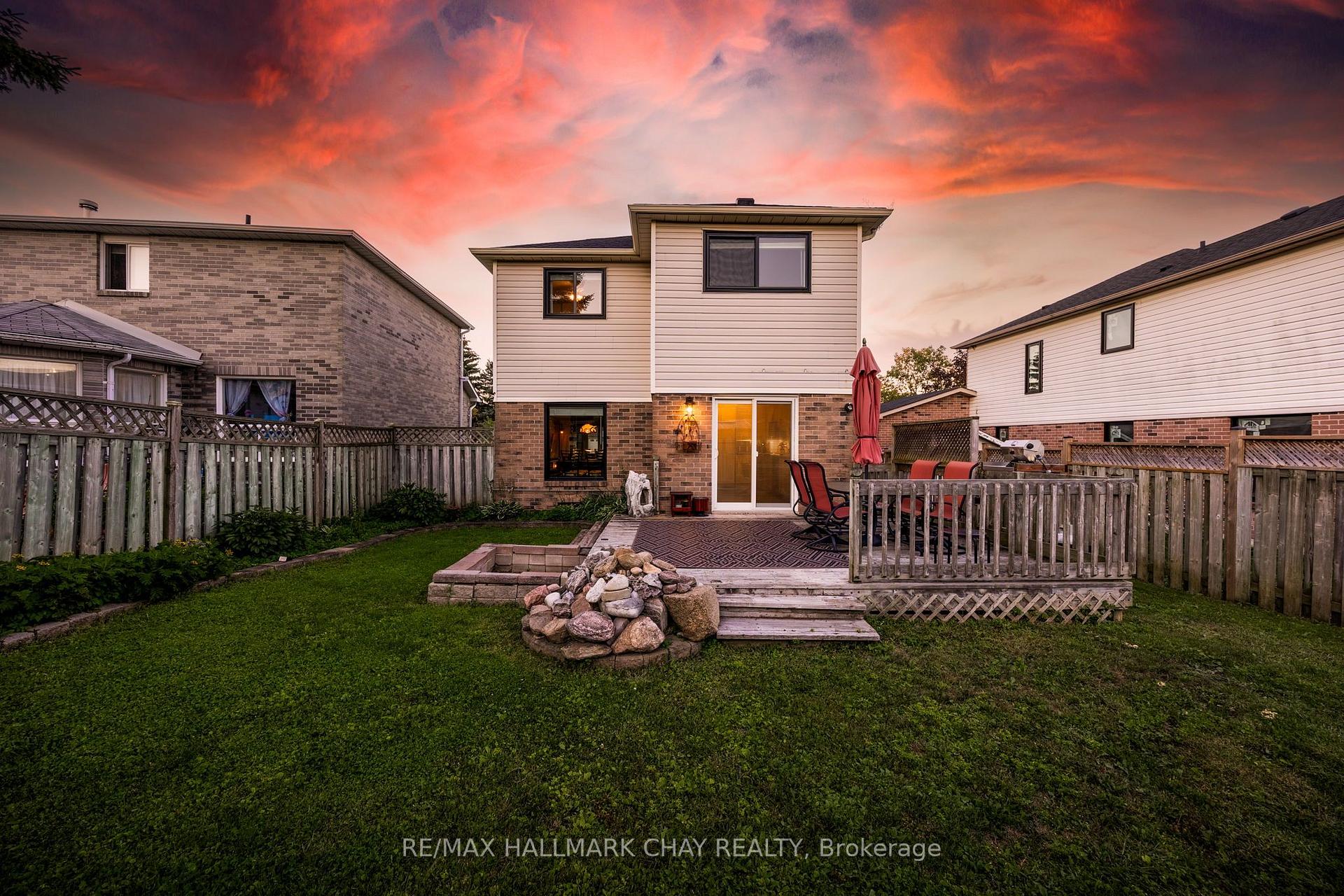 Photo 27 of 12 Grasett Crescent, Barrie, West Bayfield — HOMEH