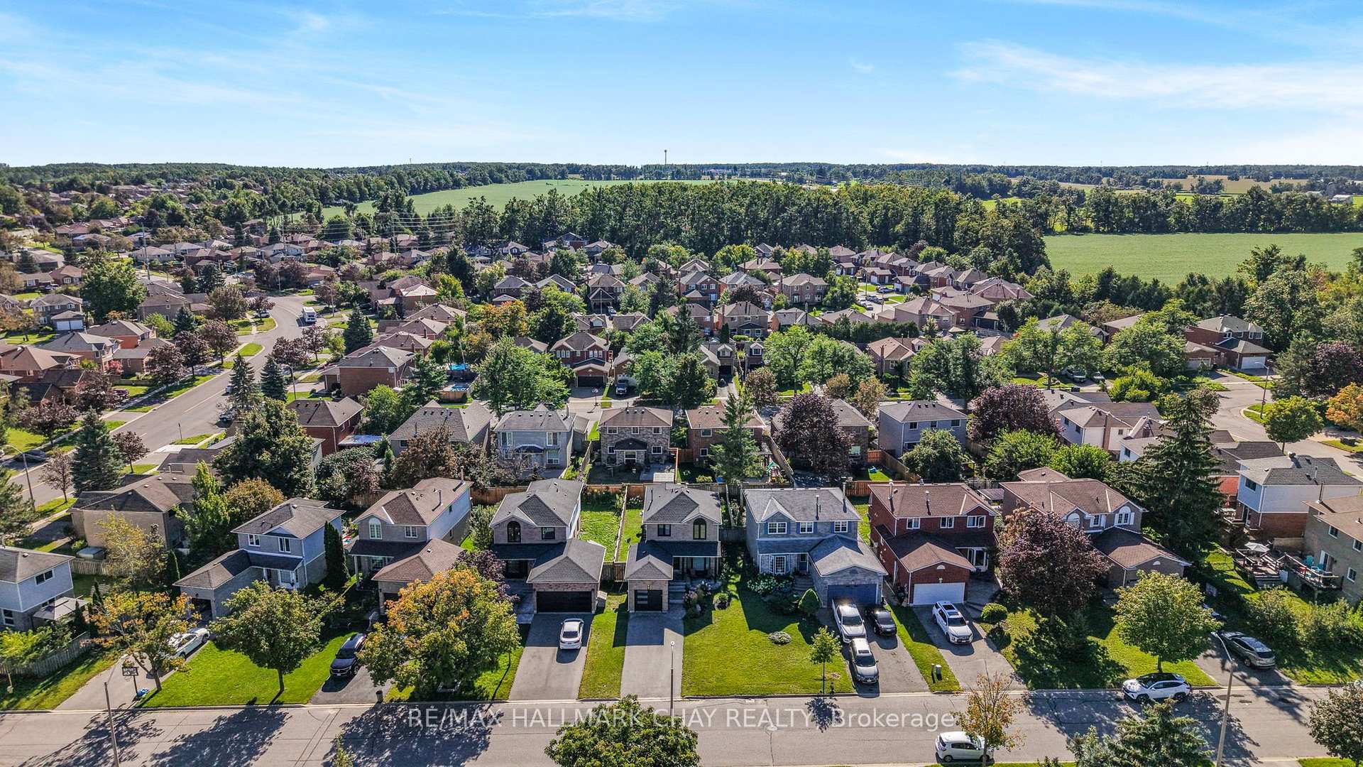 Photo 31 of 12 Grasett Crescent, Barrie, West Bayfield — HOMEH