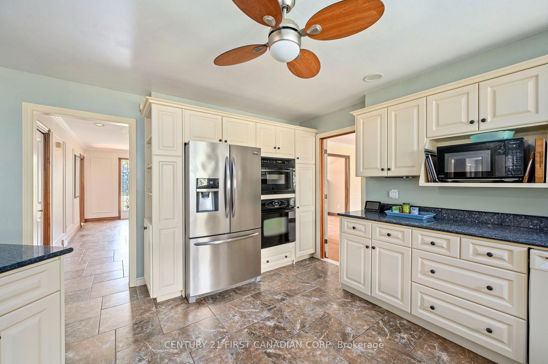 Photo 12 of 183 Wellington Street, Middlesex Centre, Delaware Town — HOMEH