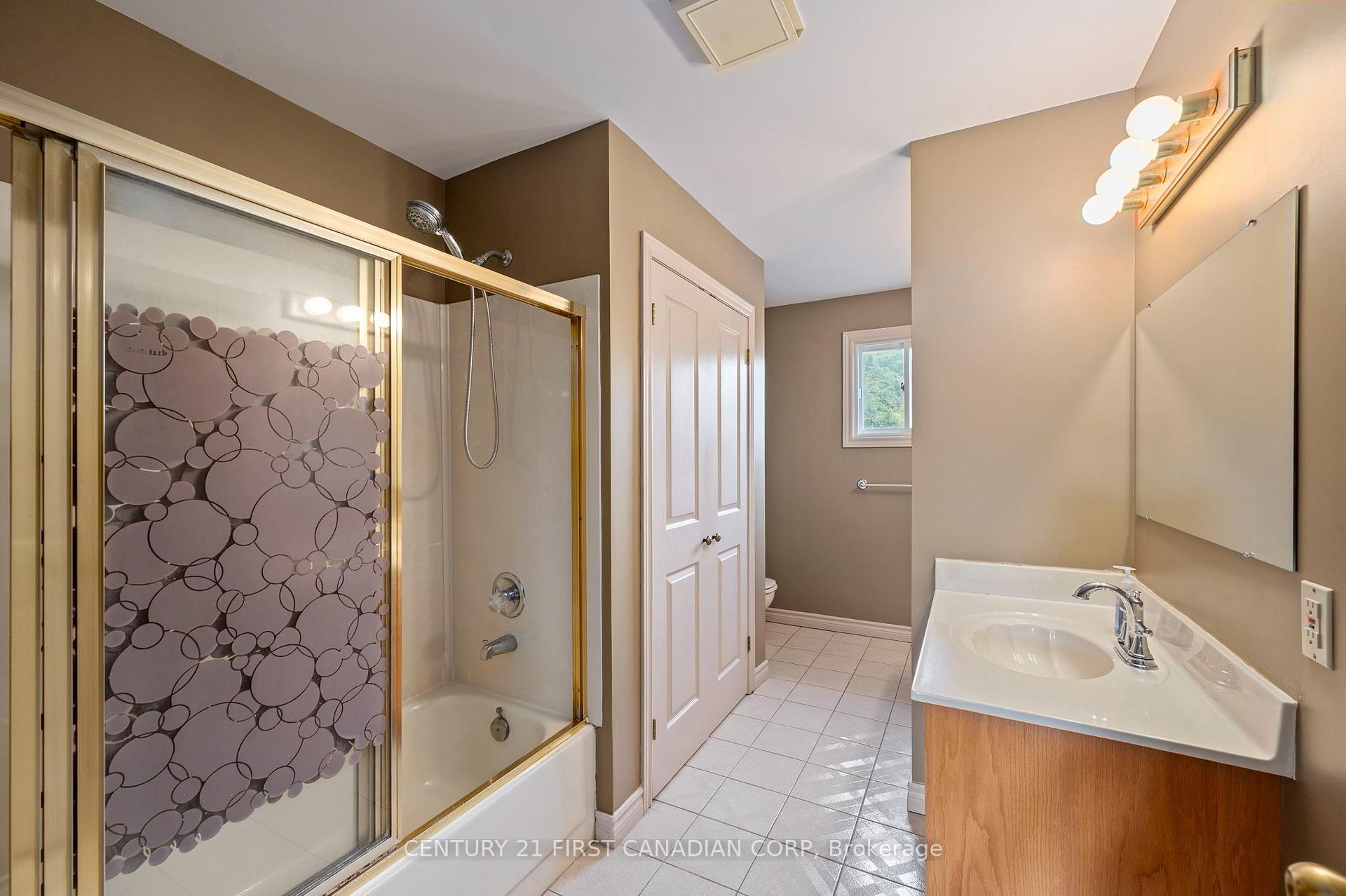 Photo 23 of 183 Wellington Street, Middlesex Centre, Delaware Town — HOMEH