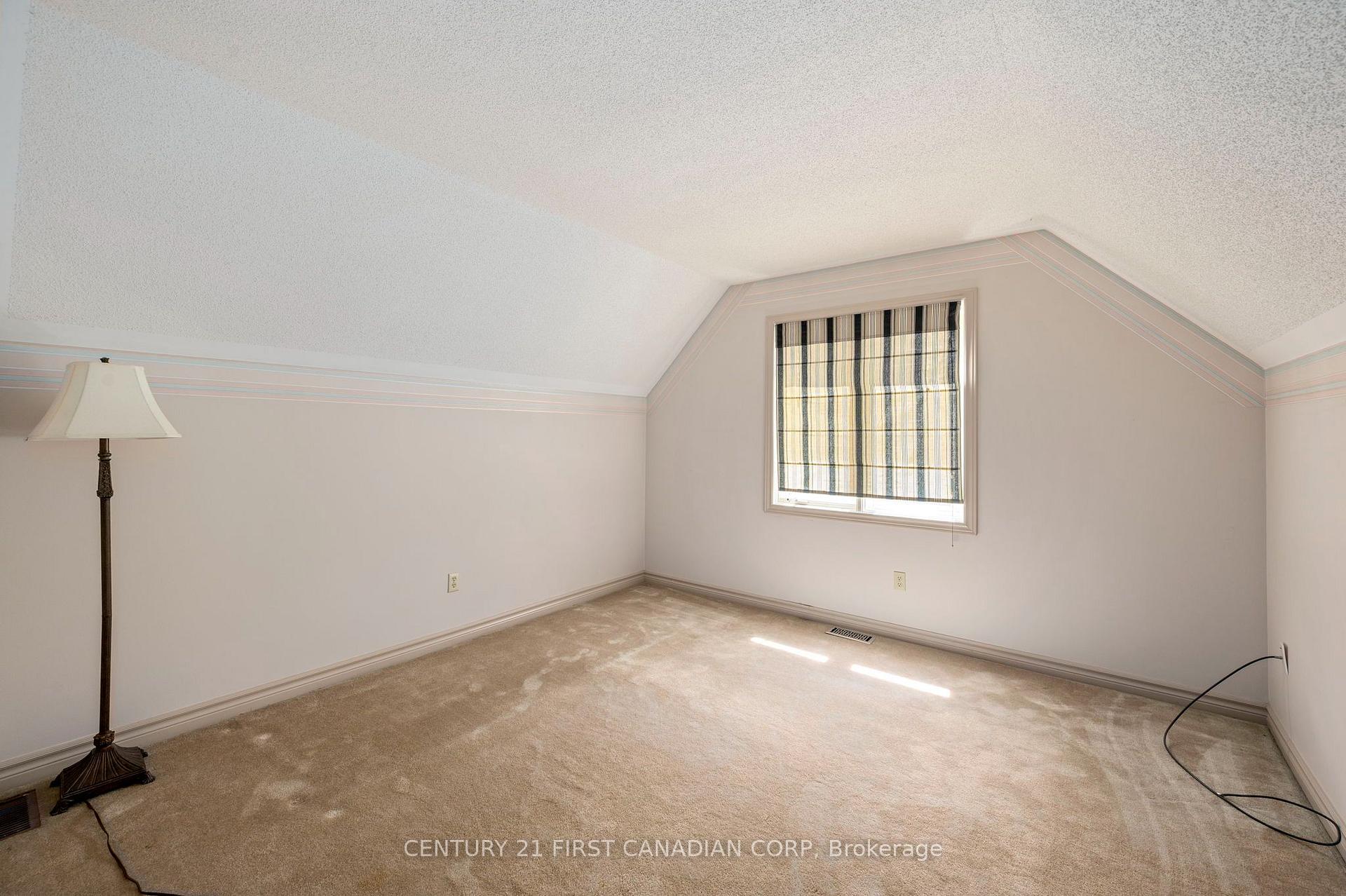 Photo 29 of 183 Wellington Street, Middlesex Centre, Delaware Town — HOMEH