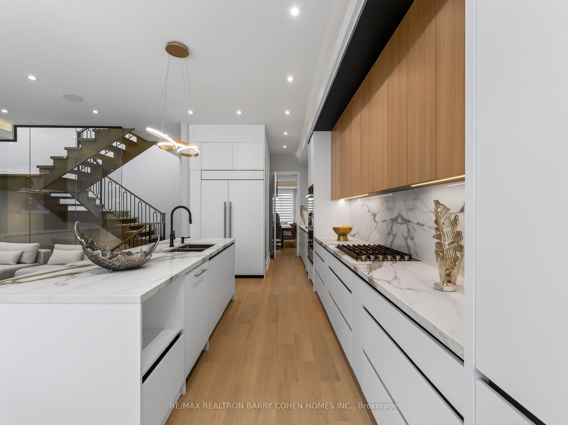 Photo 11 of 68 Lynnhaven Road, Toronto, Englemount-Lawrence — HOMEH