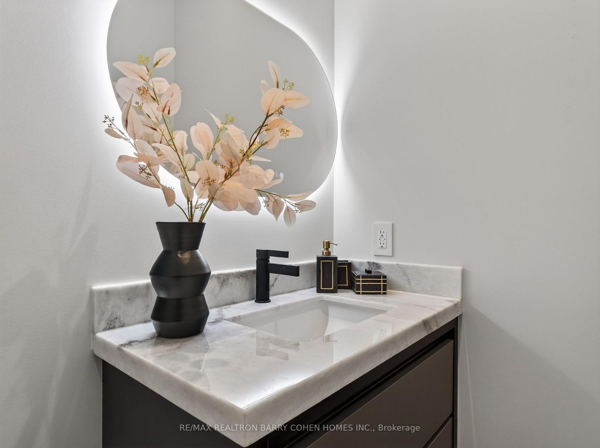 Photo 18 of 68 Lynnhaven Road, Toronto, Englemount-Lawrence — HOMEH