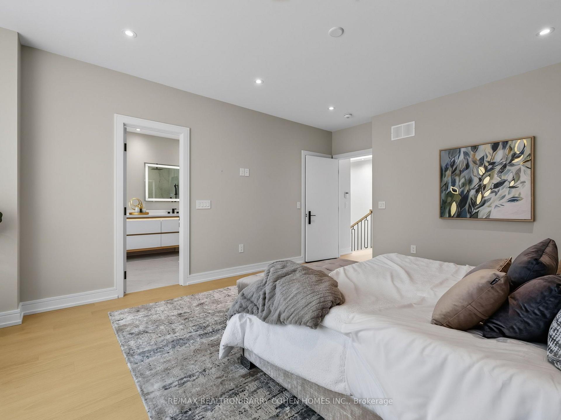 Photo 21 of 68 Lynnhaven Road, Toronto, Englemount-Lawrence — HOMEH