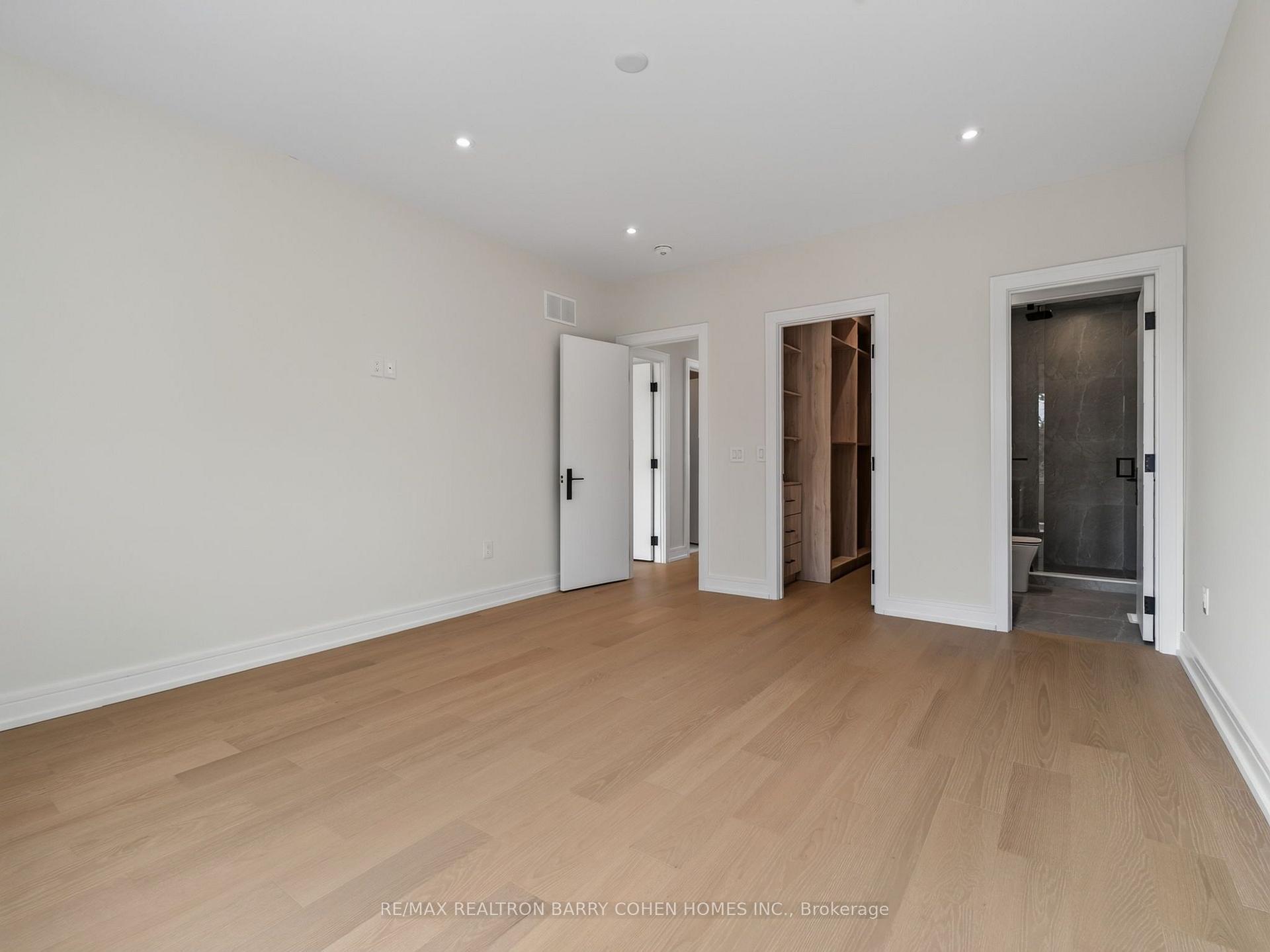 Photo 26 of 68 Lynnhaven Road, Toronto, Englemount-Lawrence — HOMEH