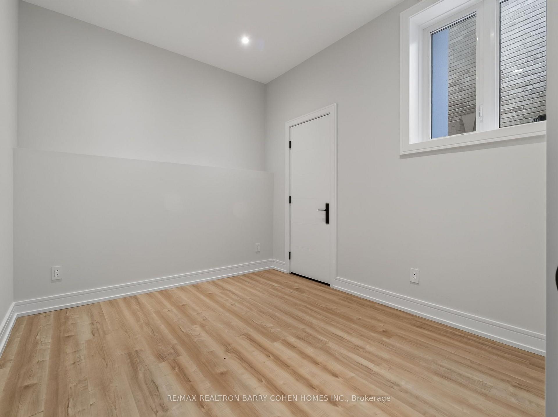 Photo 34 of 68 Lynnhaven Road, Toronto, Englemount-Lawrence — HOMEH