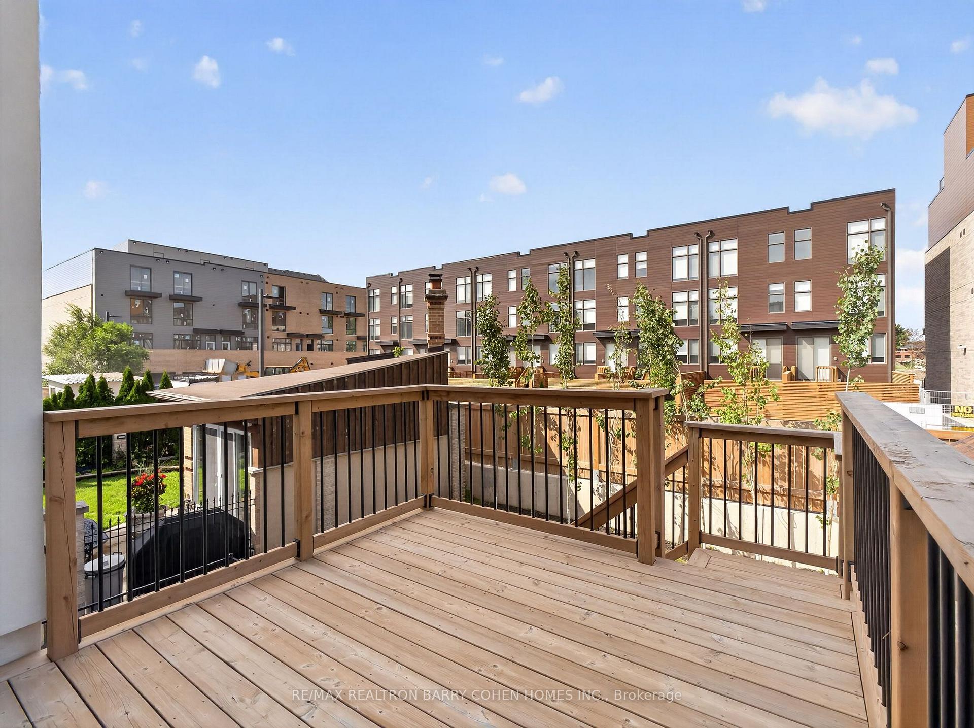 Photo 37 of 68 Lynnhaven Road, Toronto, Englemount-Lawrence — HOMEH