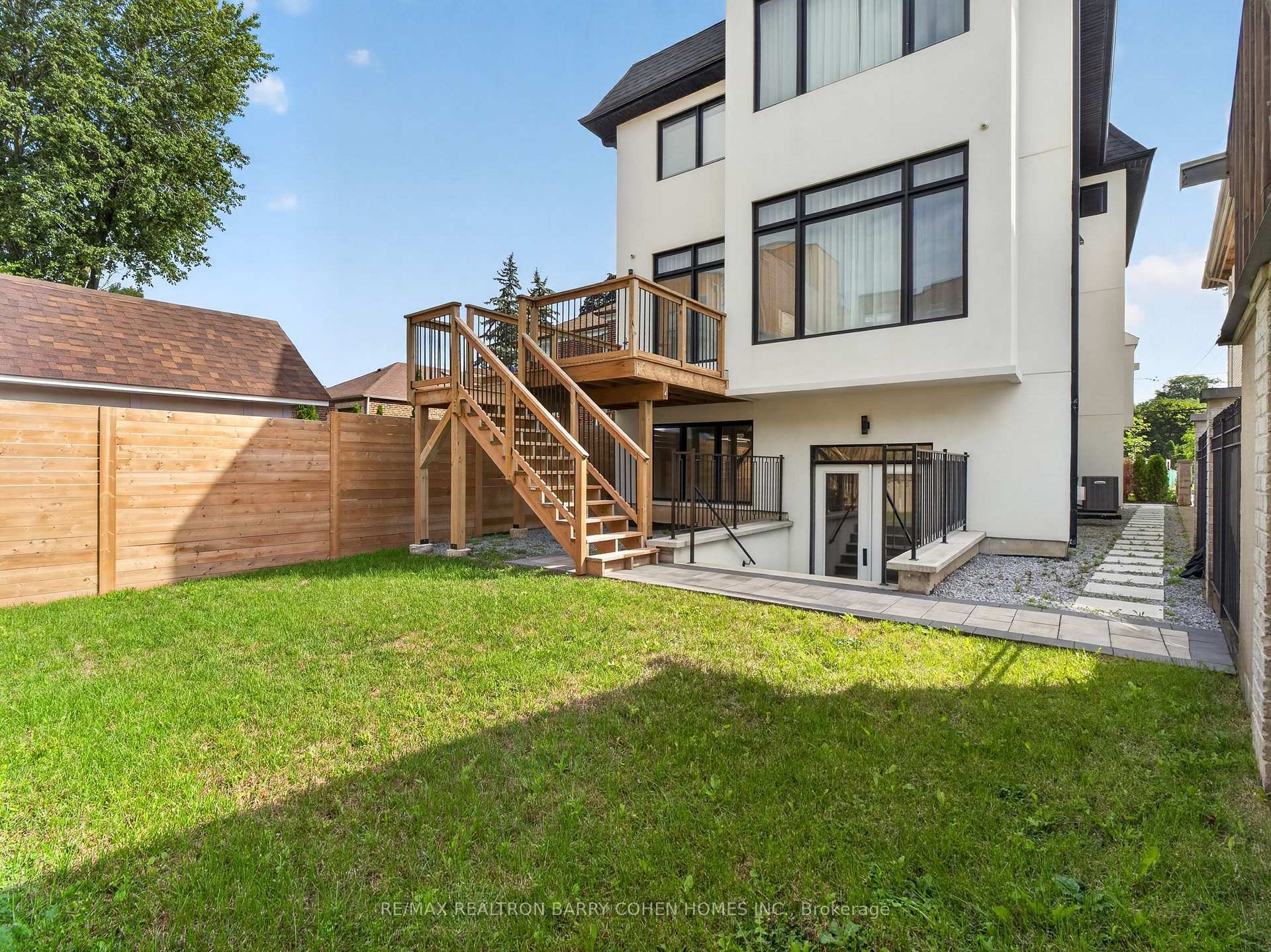 Photo 38 of 68 Lynnhaven Road, Toronto, Englemount-Lawrence — HOMEH