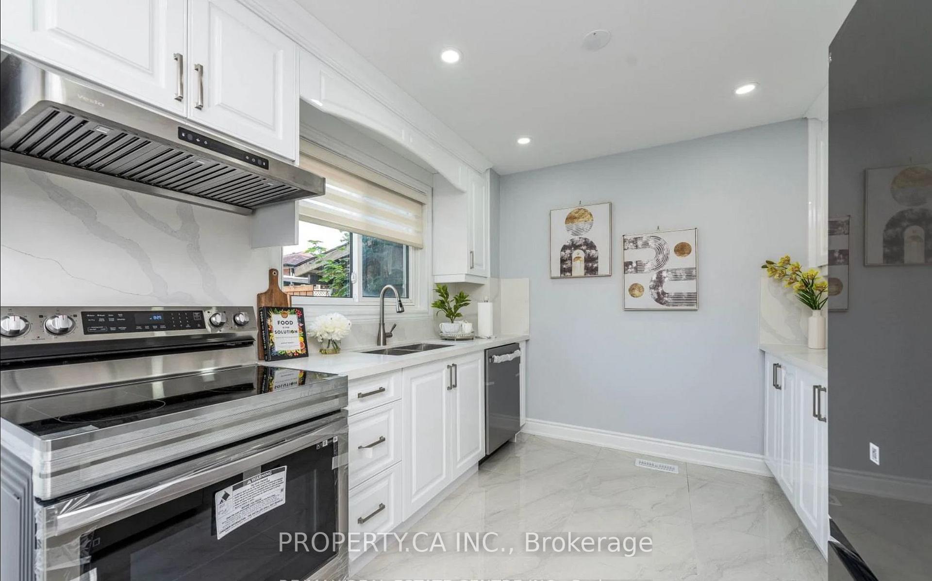 Photo 5 of 46 Wilton Drive, Brampton, Brampton East — HOMEH