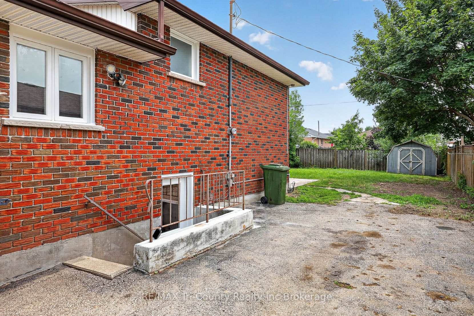 Photo 4 of 61 Airey Avenue, St. Thomas — HOMEH