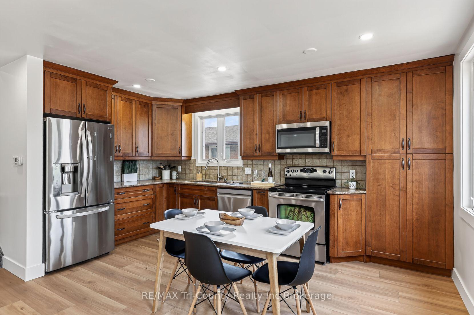 Photo 16 of 61 Airey Avenue, St. Thomas — HOMEH
