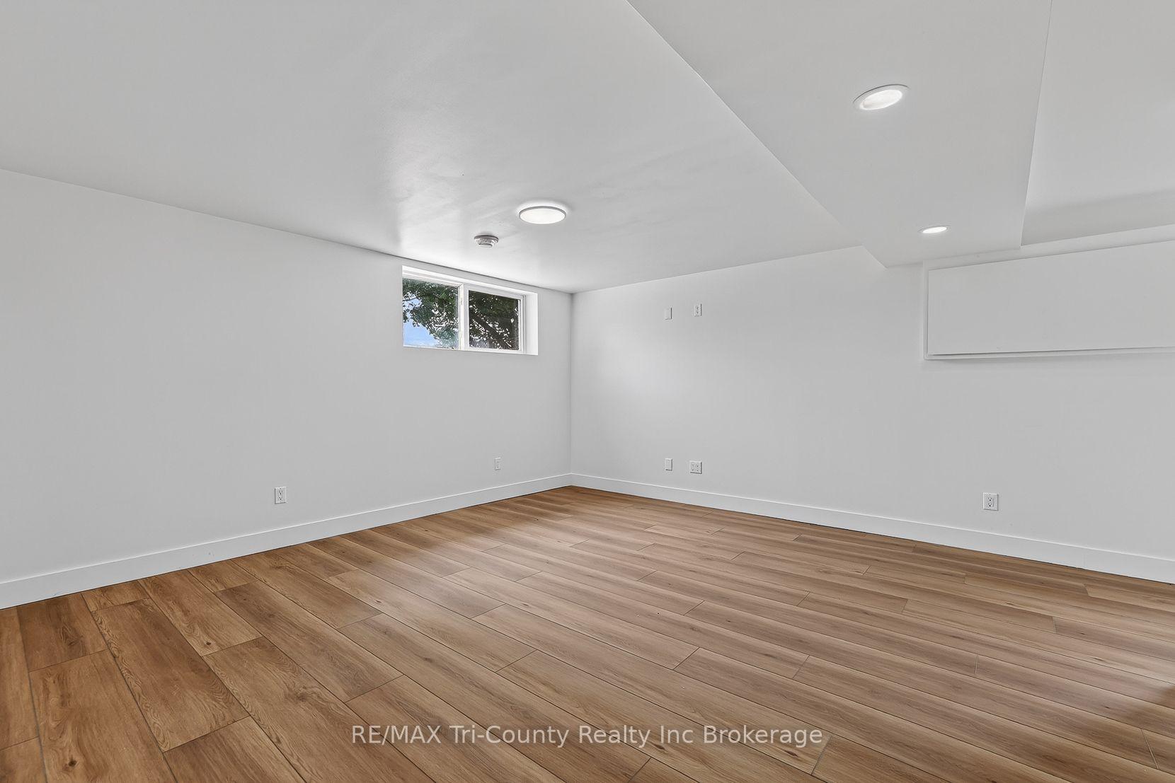 Photo 31 of 61 Airey Avenue, St. Thomas — HOMEH