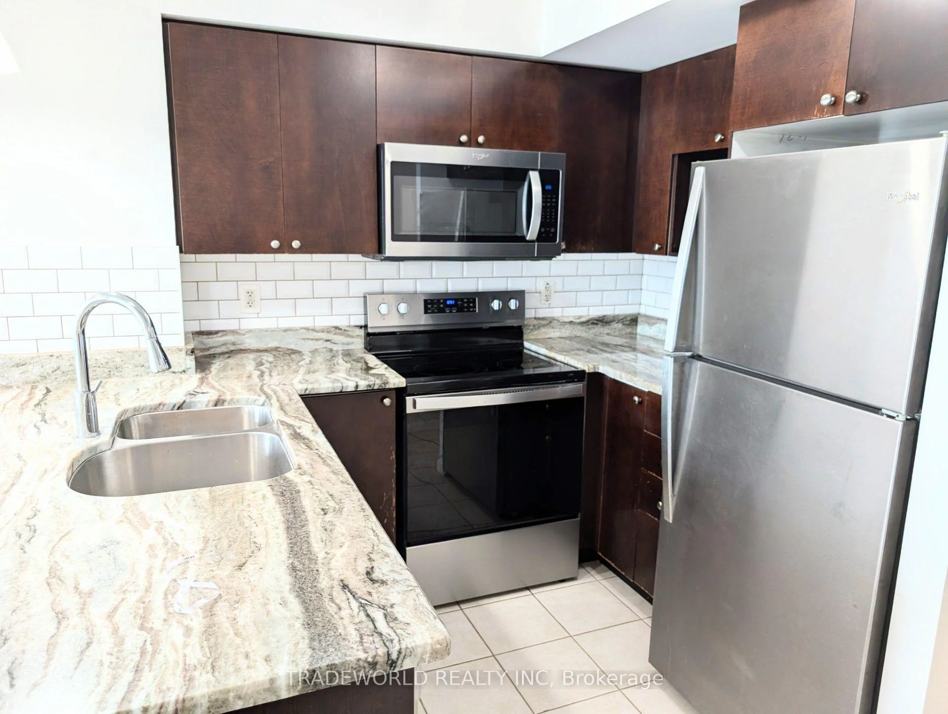 Photo 5 of Unit 1207, 18 Yonge Street, Toronto, Waterfront Communities — HOMEH