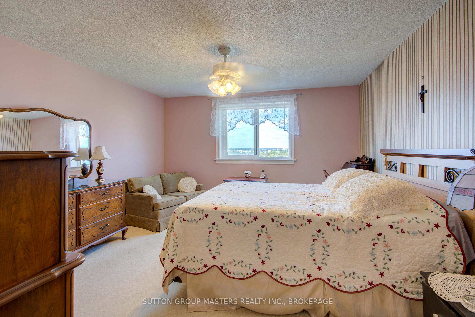 Photo 22 of Unit 1004, 257 Bath Road, Kingston, West of Sir John A. Blvd — HOMEH