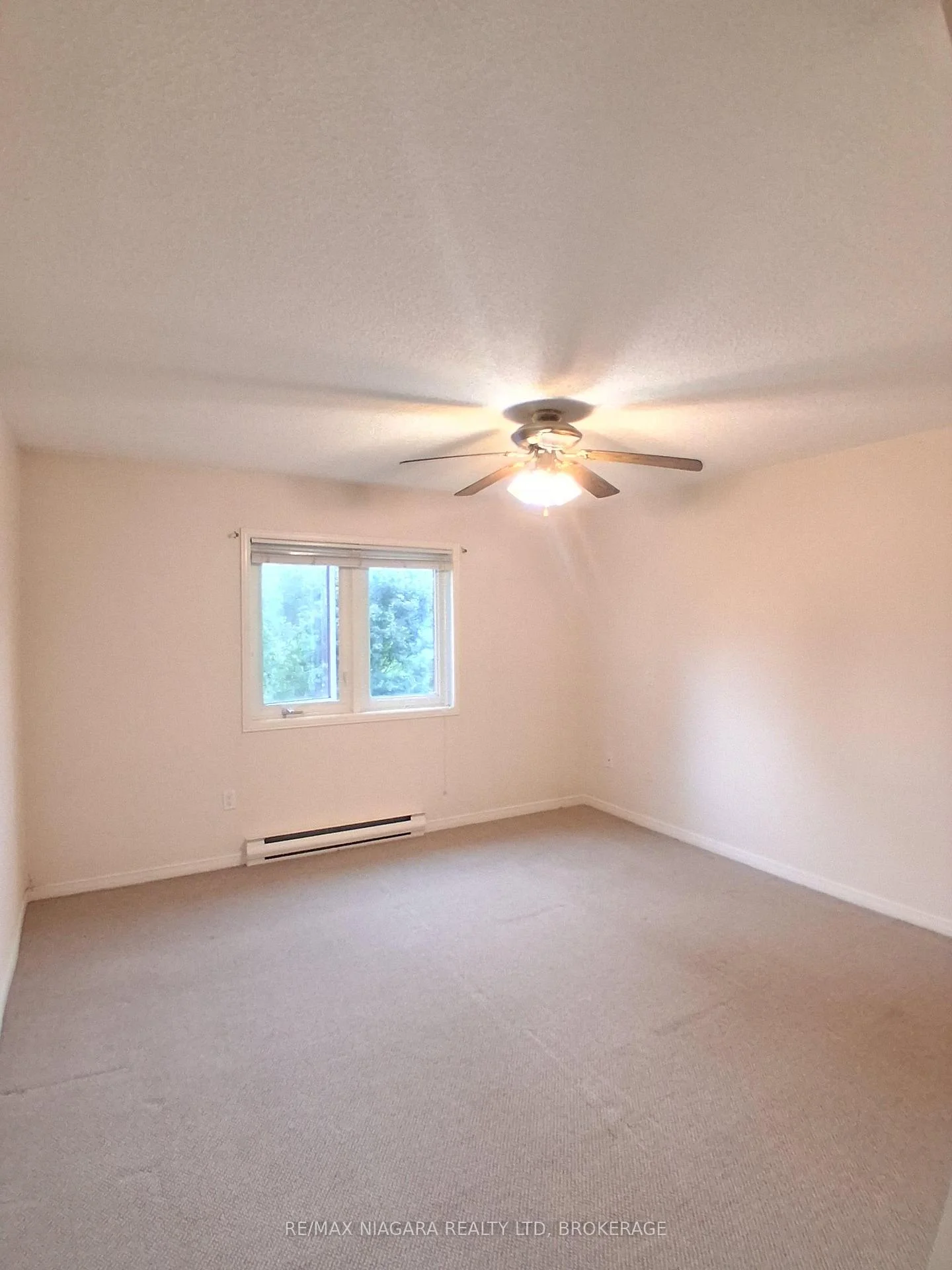 Photo 12 of Unit 2-3, 833 Foss Road, Pelham, Fenwick — HOMEH