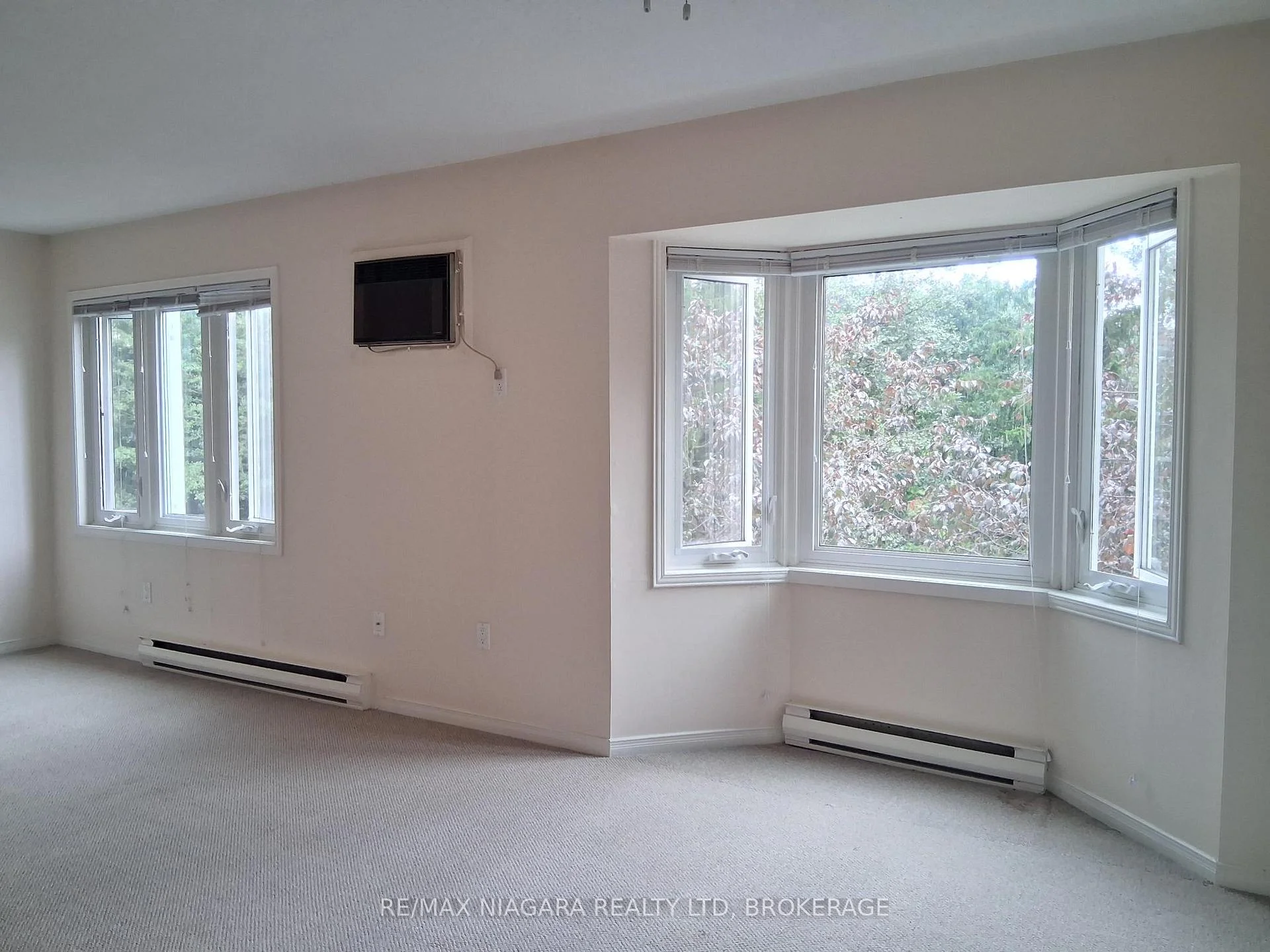 Photo 18 of Unit 2-3, 833 Foss Road, Pelham, Fenwick — HOMEH