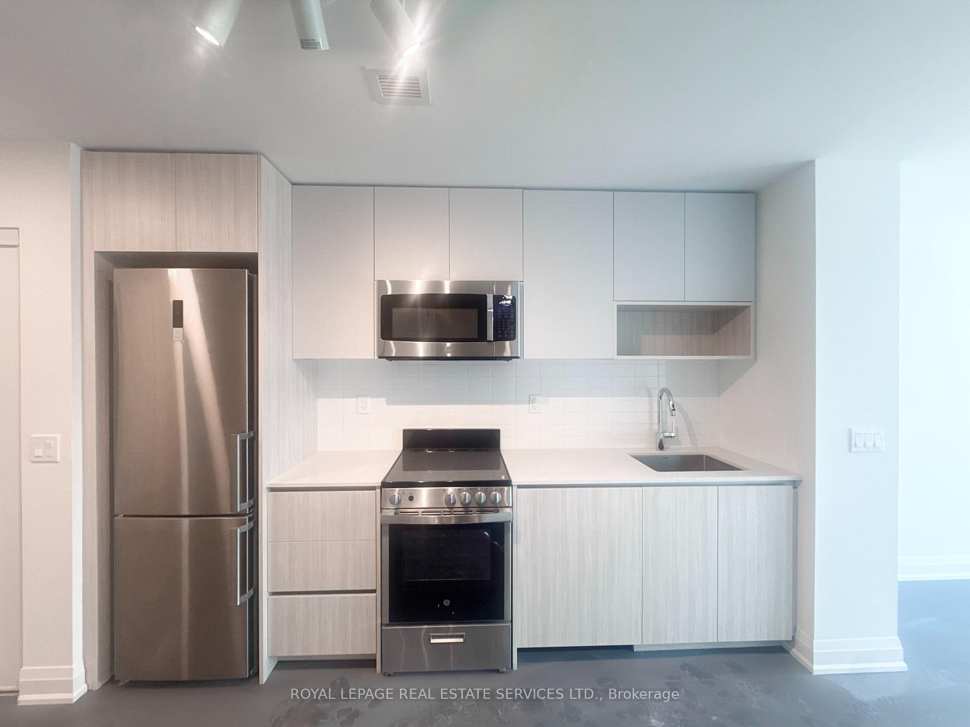 Photo 5 of Unit 105 Upper, 799 The Queensway, Etobicoke, Stonegate-Queensway — HOMEH