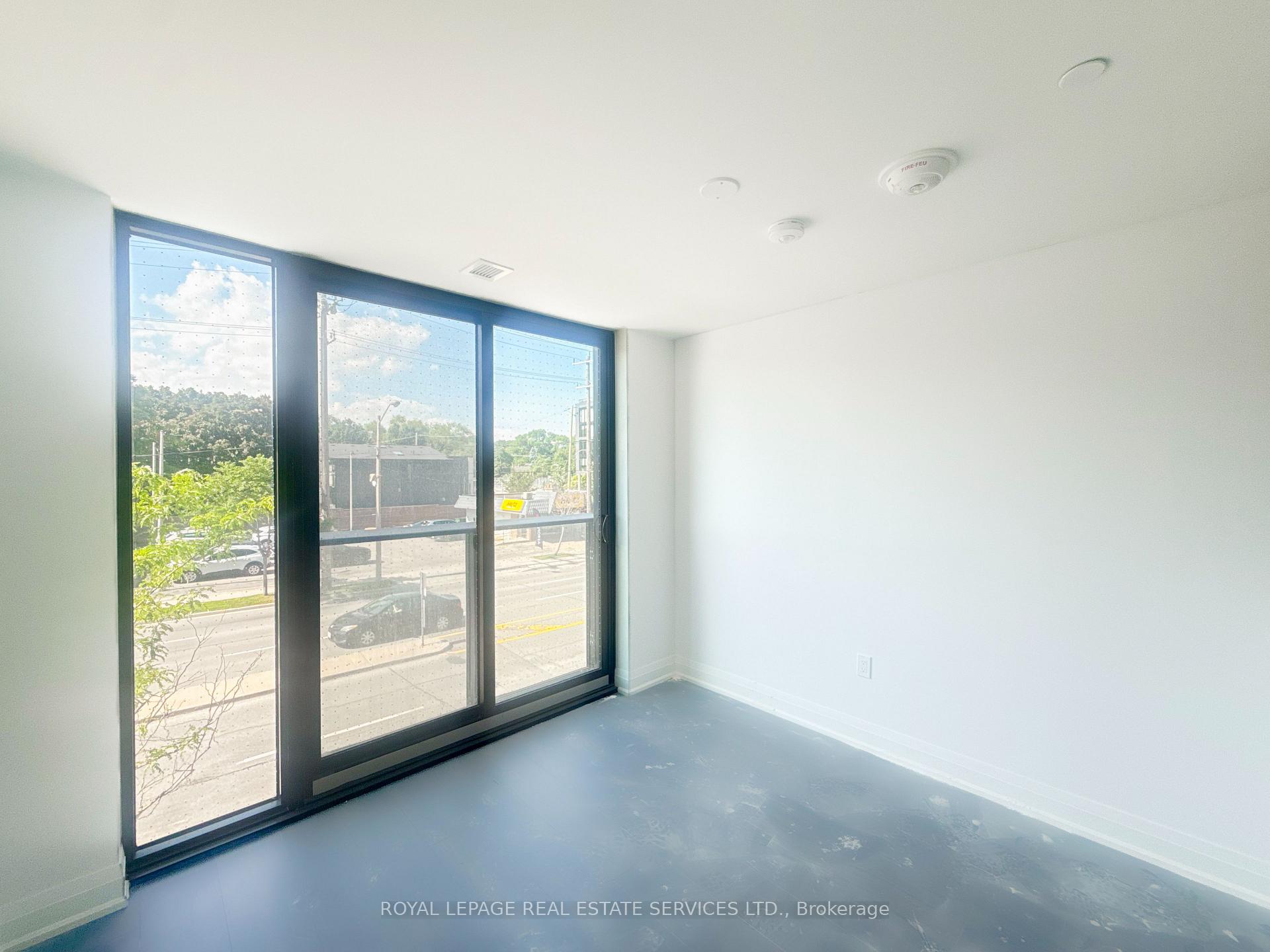 Photo 8 of Unit 105 Upper, 799 The Queensway, Etobicoke, Stonegate-Queensway — HOMEH