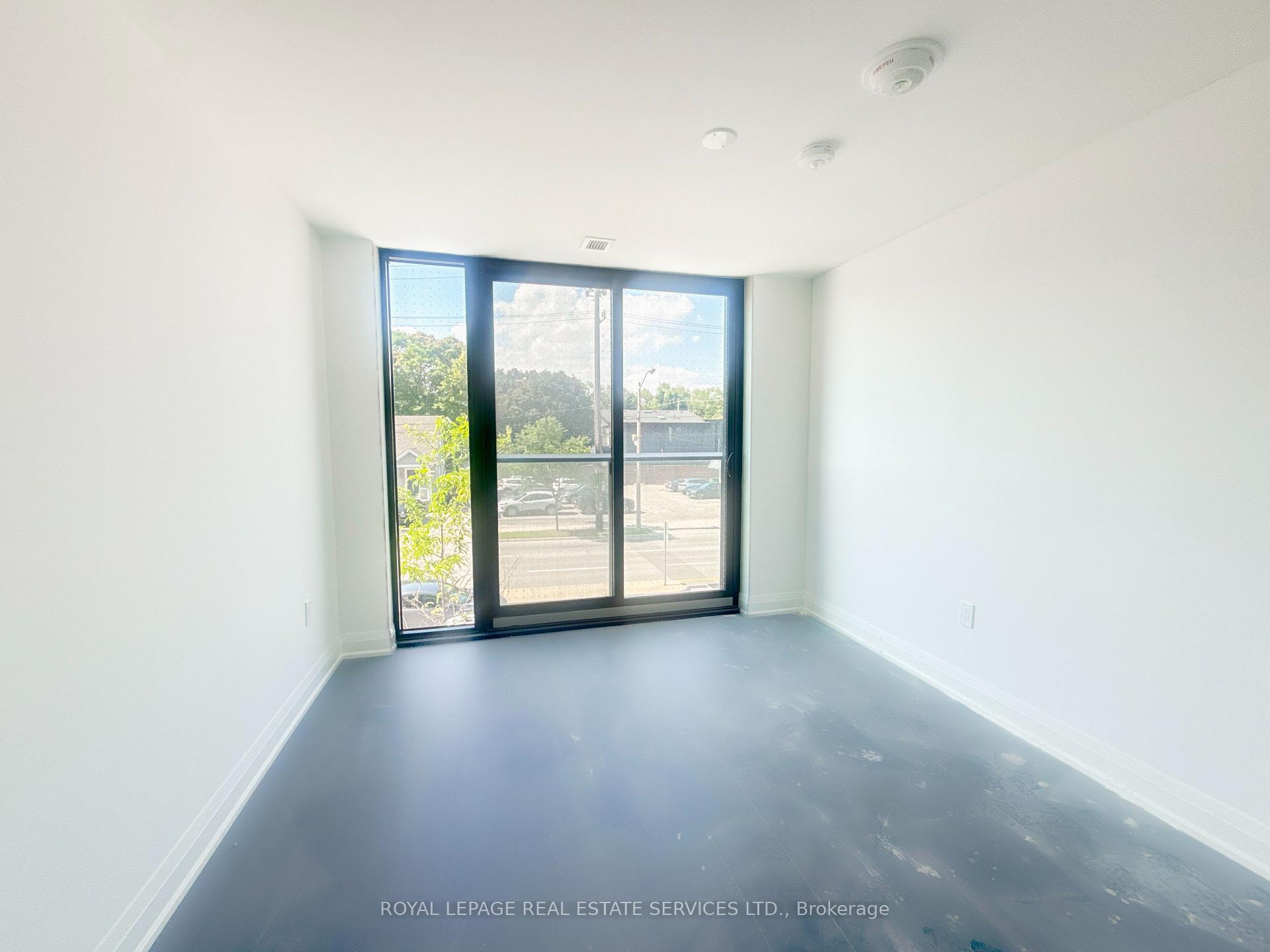 Photo 9 of Unit 105 Upper, 799 The Queensway, Etobicoke, Stonegate-Queensway — HOMEH