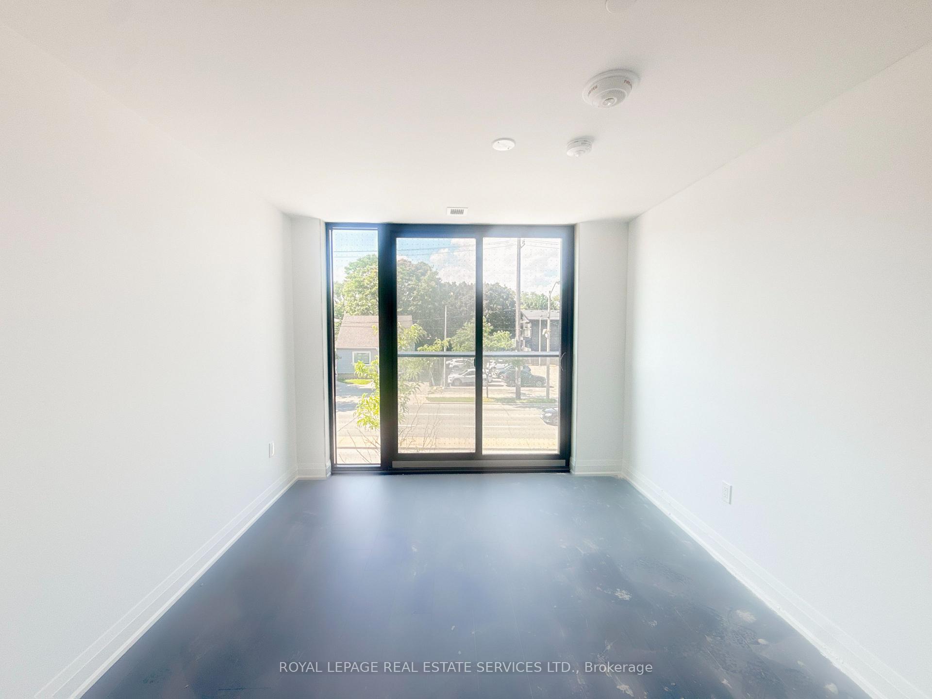 Photo 10 of Unit 105 Upper, 799 The Queensway, Etobicoke, Stonegate-Queensway — HOMEH