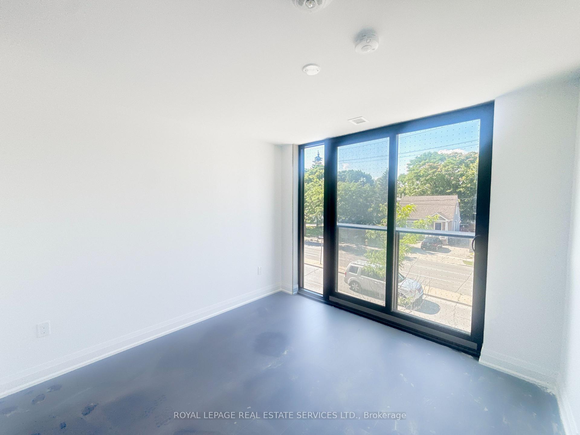 Photo 11 of Unit 105 Upper, 799 The Queensway, Etobicoke, Stonegate-Queensway — HOMEH