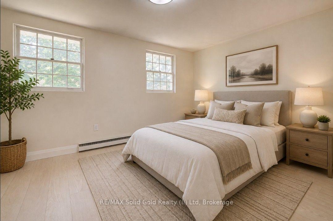 Photo 14 of 150 Westcourt Place, Waterloo, Beechwood — HOMEH