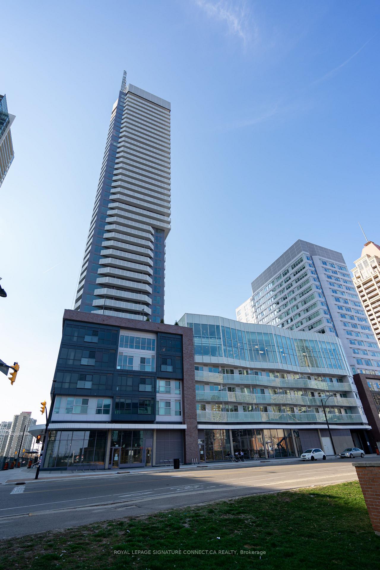 Photo 6 of Unit 409, 4065 Confederation Parkway, Mississauga, City Centre — HOMEH
